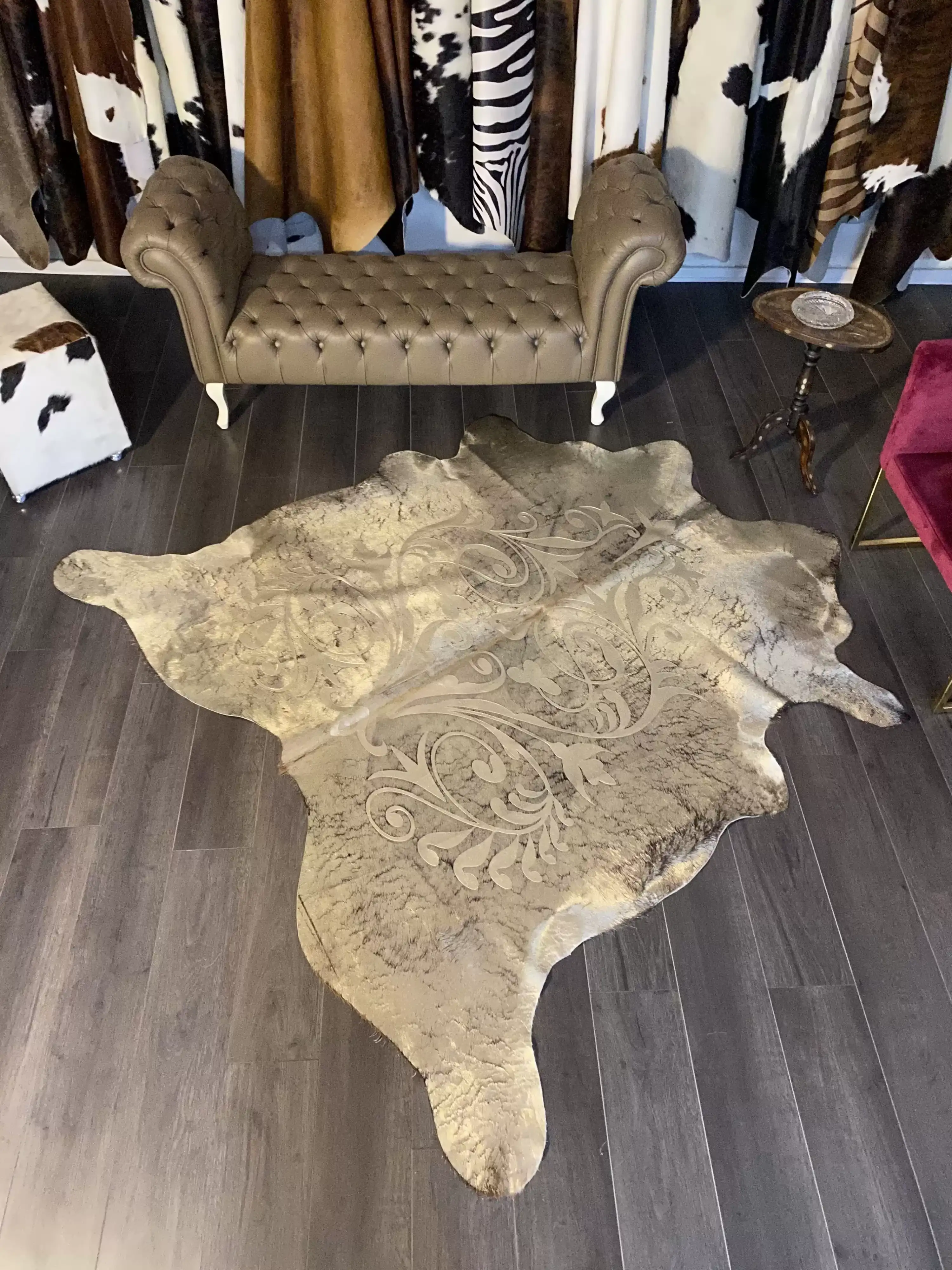 HAKİKİ DERİ DANA POSTU LAZERLİ-VARAKLI 220 x 210 - 1401000046