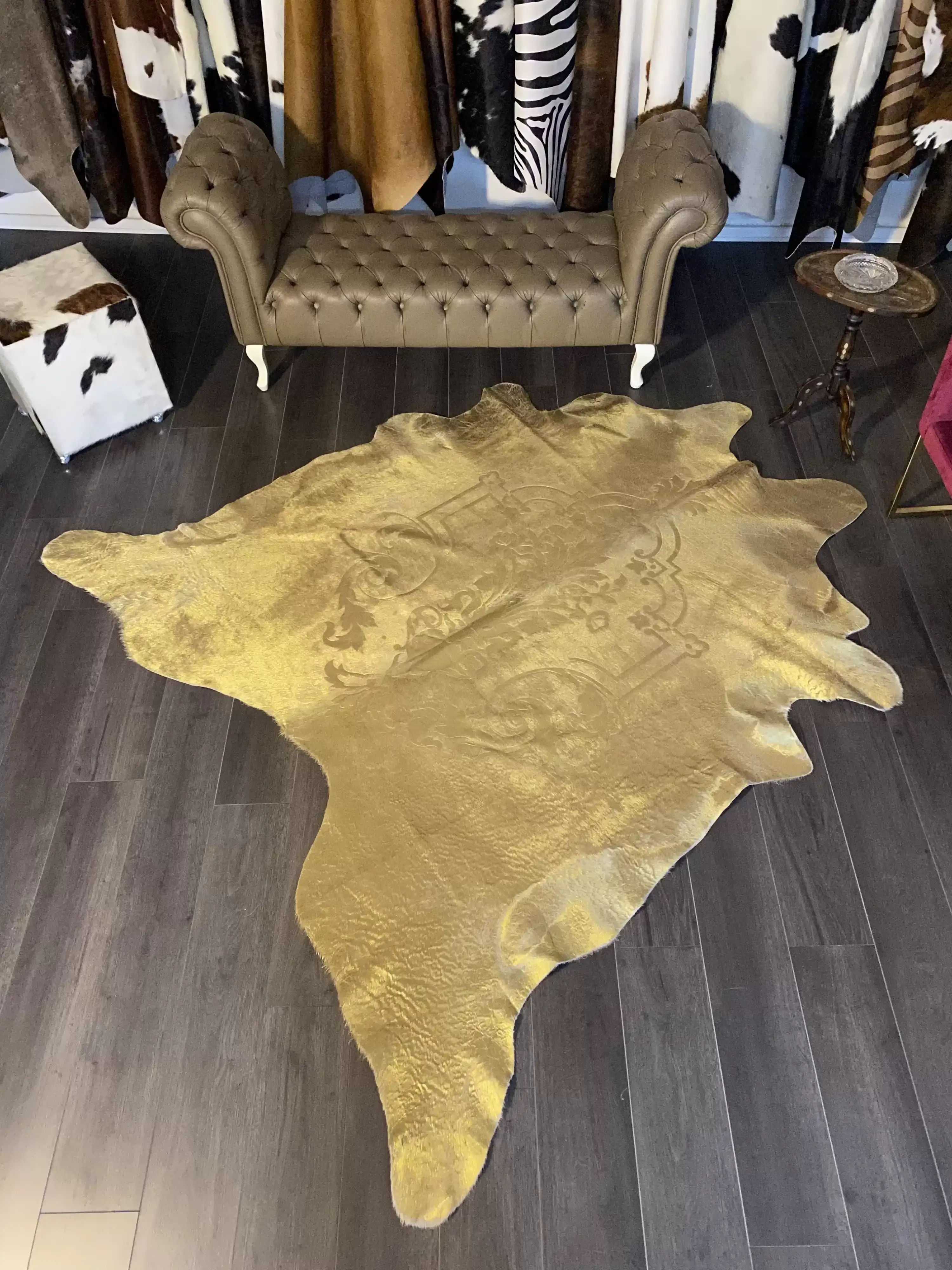 HAKİKİ DERİ DANA POSTU LAZERLİ-VARAKLI 220 x 235 - 1401000047