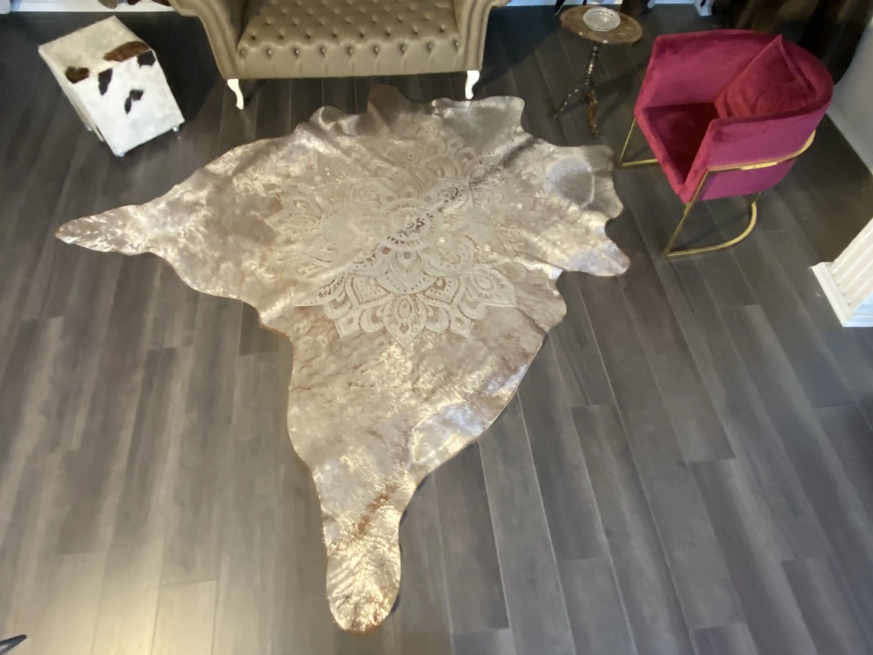 HAKİKİ DERİ DANA POSTU LAZERLİ-VARAKLI 235 x 260 - 1401000024