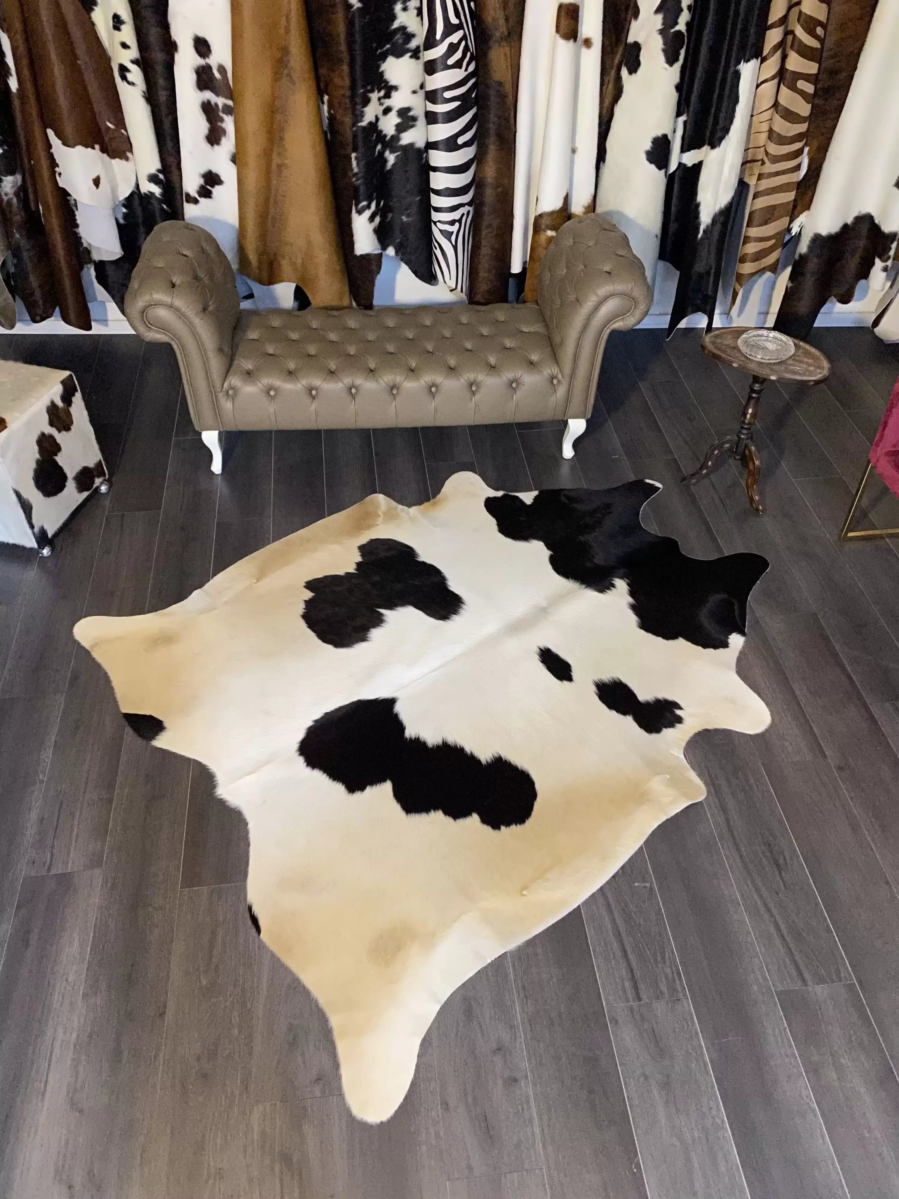 HAKİKİ DERİ DANA POSTU SİYAH - BEYAZ 170 x 210 - 0701000146