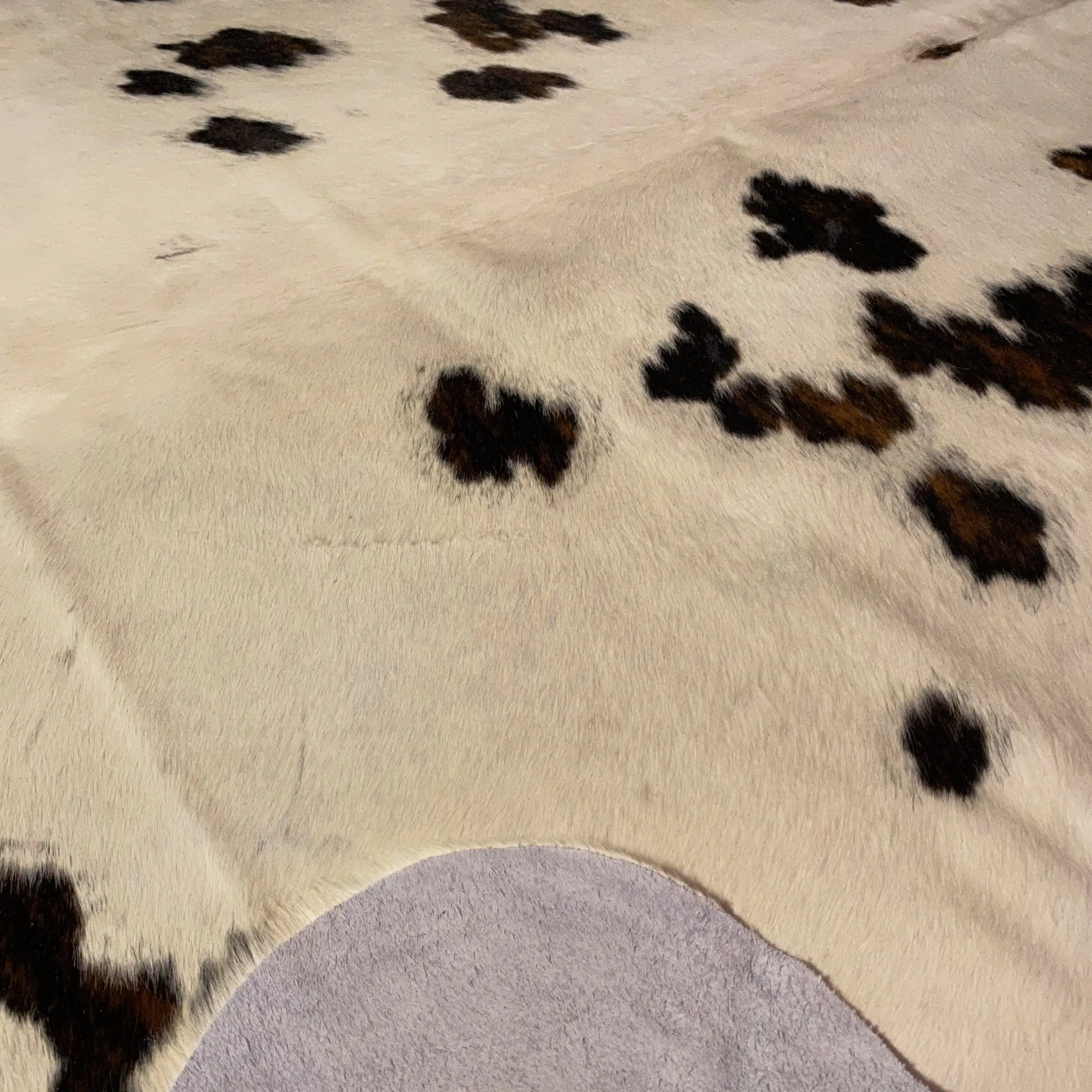 HAKİKİ DERİ DANA POSTU ÜÇ RENK 170 x 220 - 0901000041