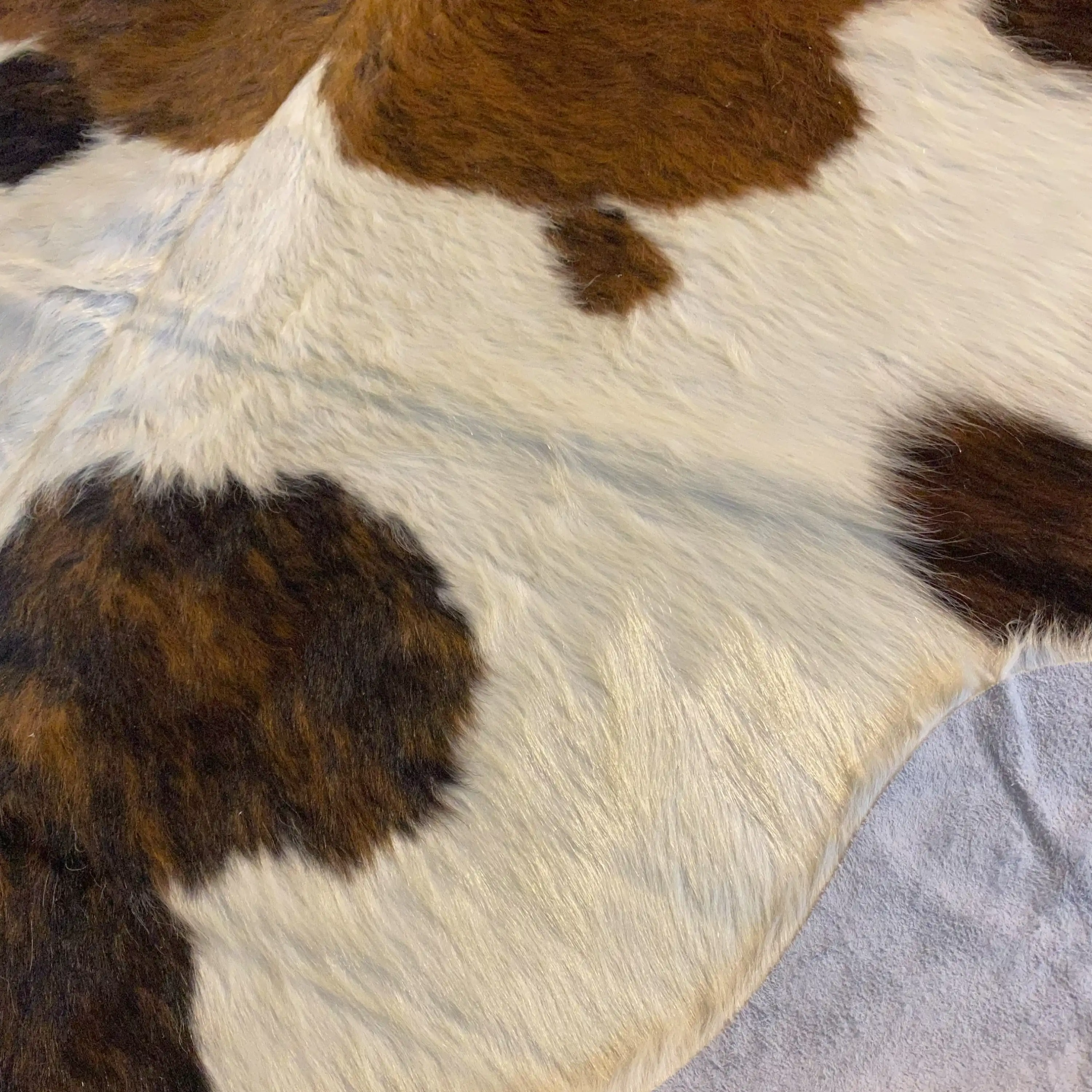 HAKİKİ DERİ DANA POSTU ÜÇ RENK 175 x 230 - 0901000003