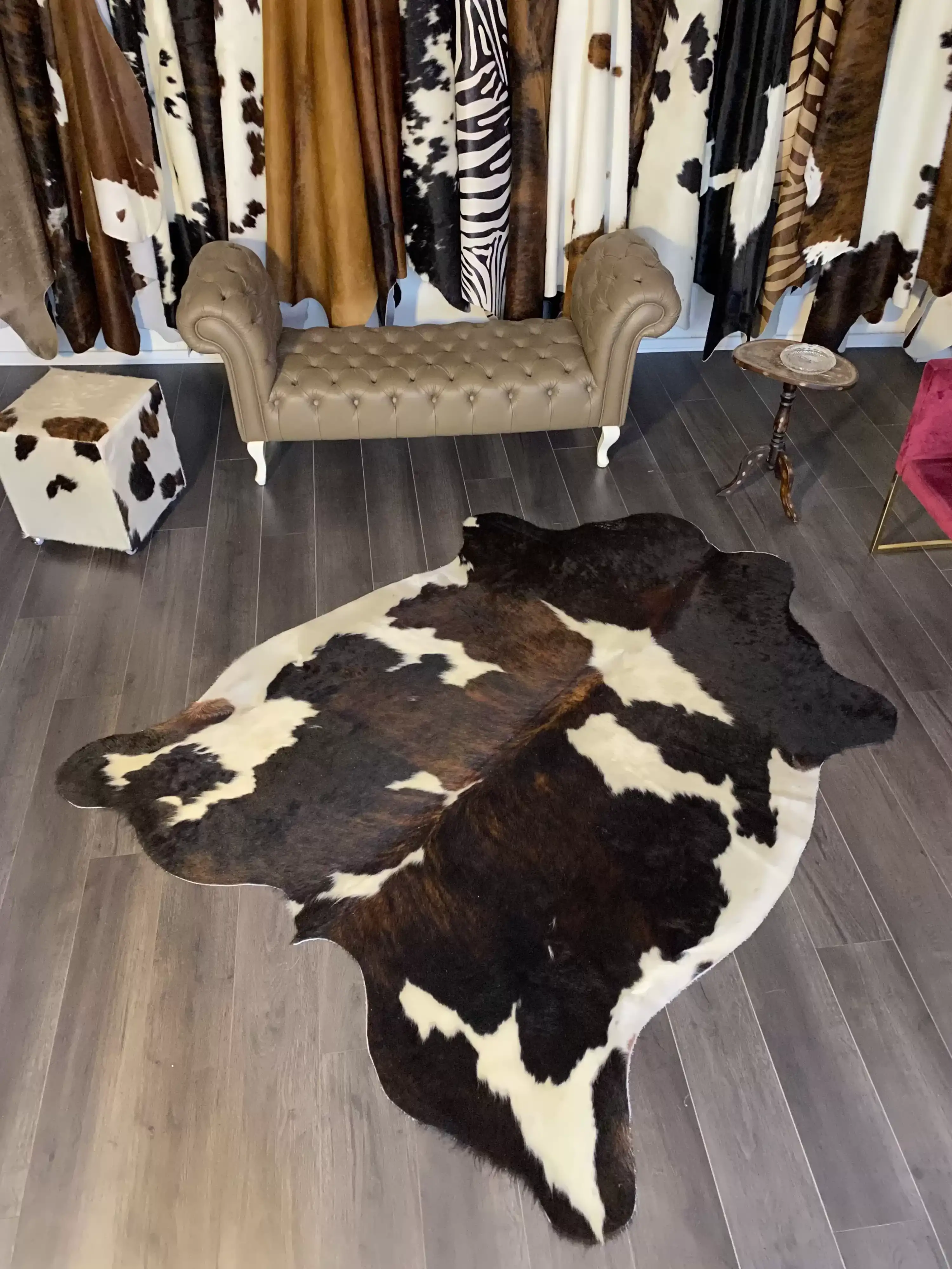 HAKİKİ DERİ DANA POSTU ÜÇ RENK 180 x 220 - 0901000107