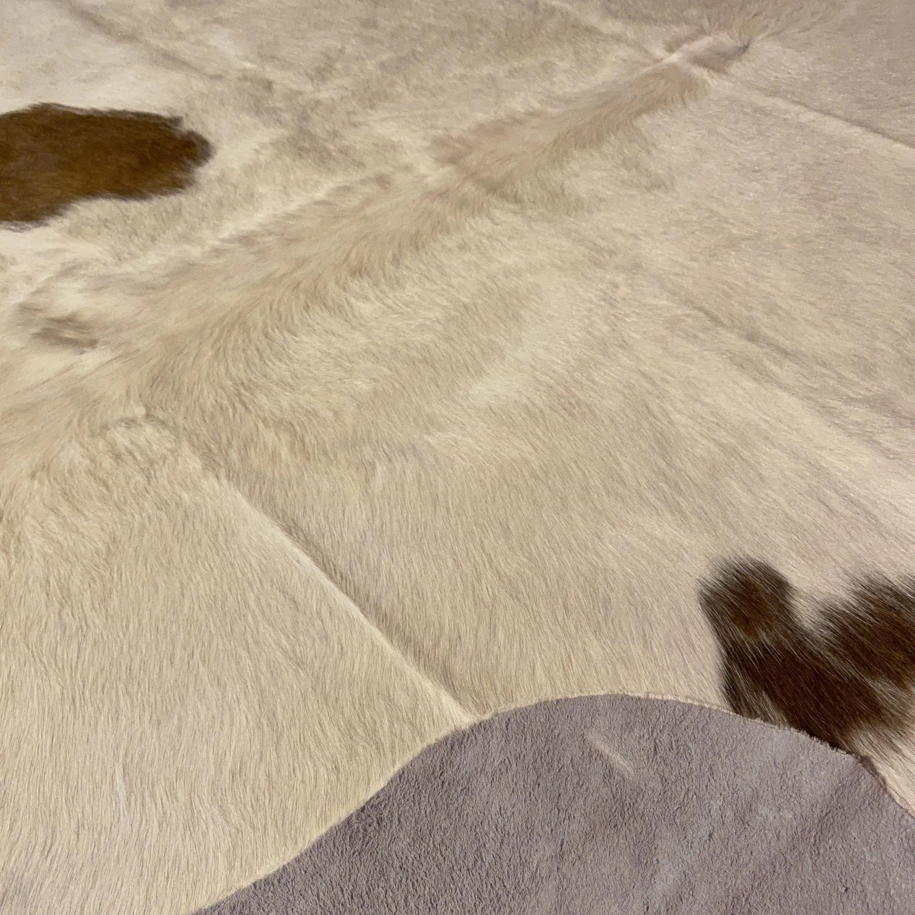 HAKİKİ DERİ DANA POSTU ÜÇ RENK 185 x 215 - 0901000038