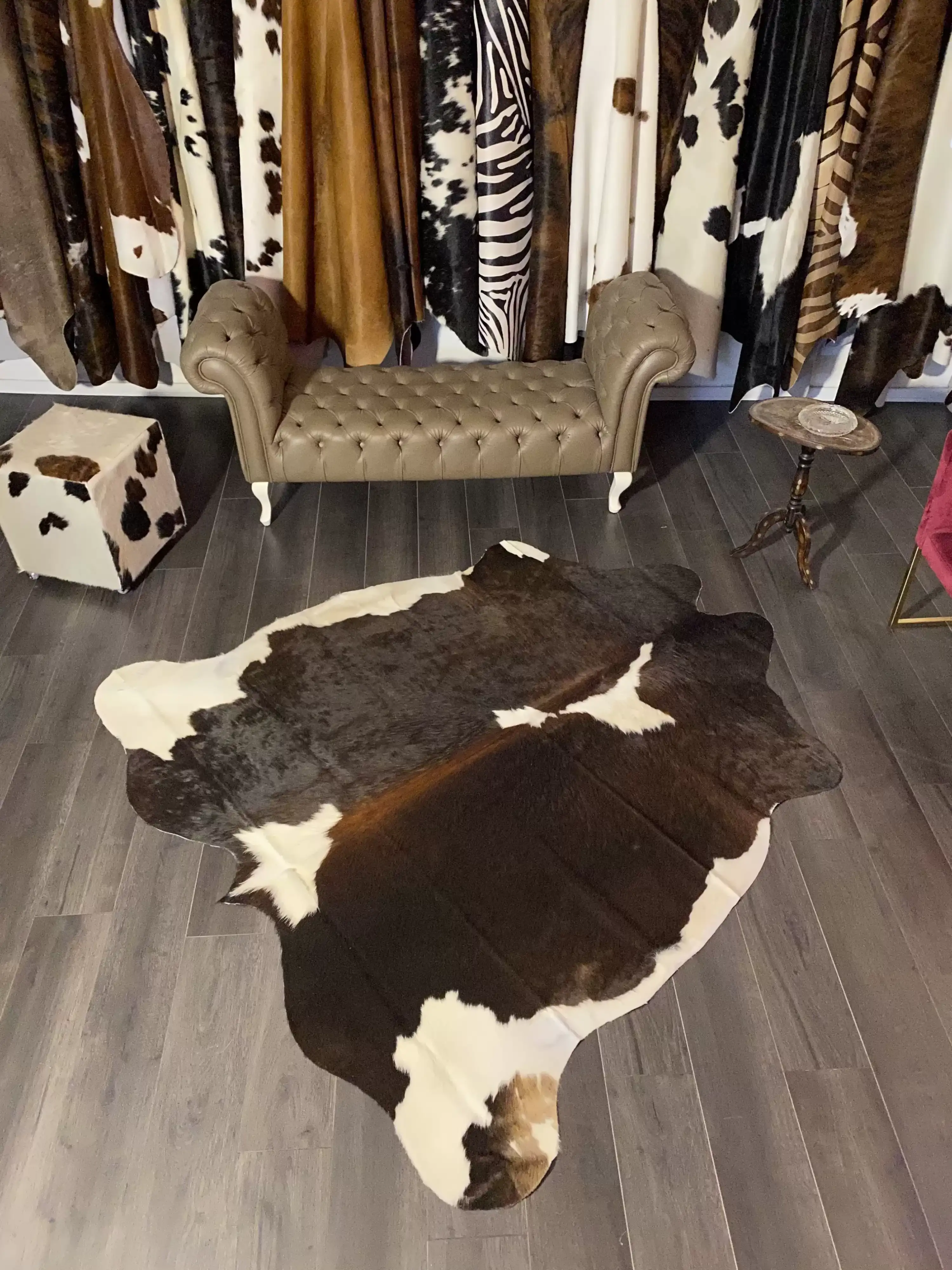 HAKİKİ DERİ DANA POSTU ÜÇ RENK 190 x 200 - 0901000056