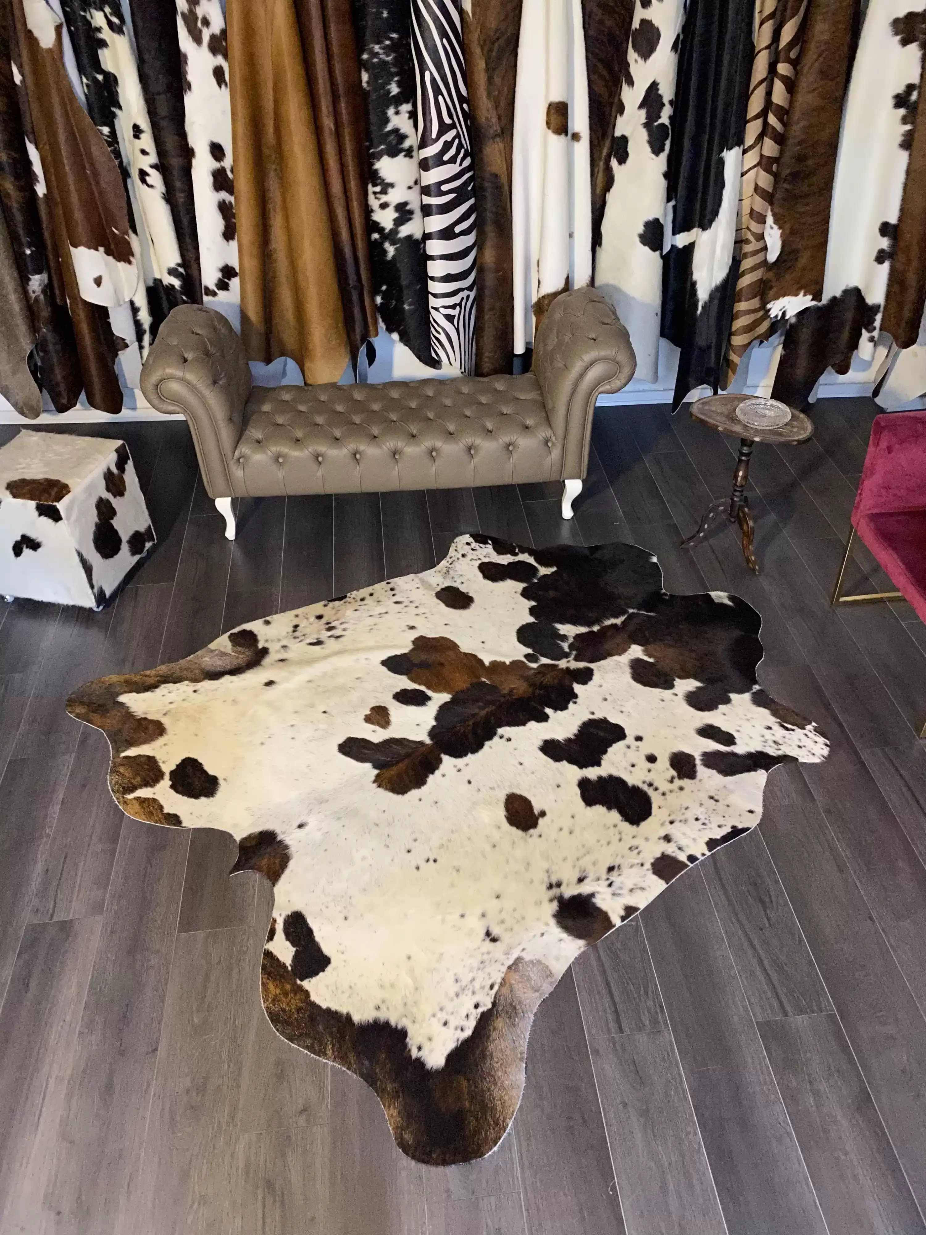 HAKİKİ DERİ DANA POSTU ÜÇ RENK 190 x 210 - 0901000088