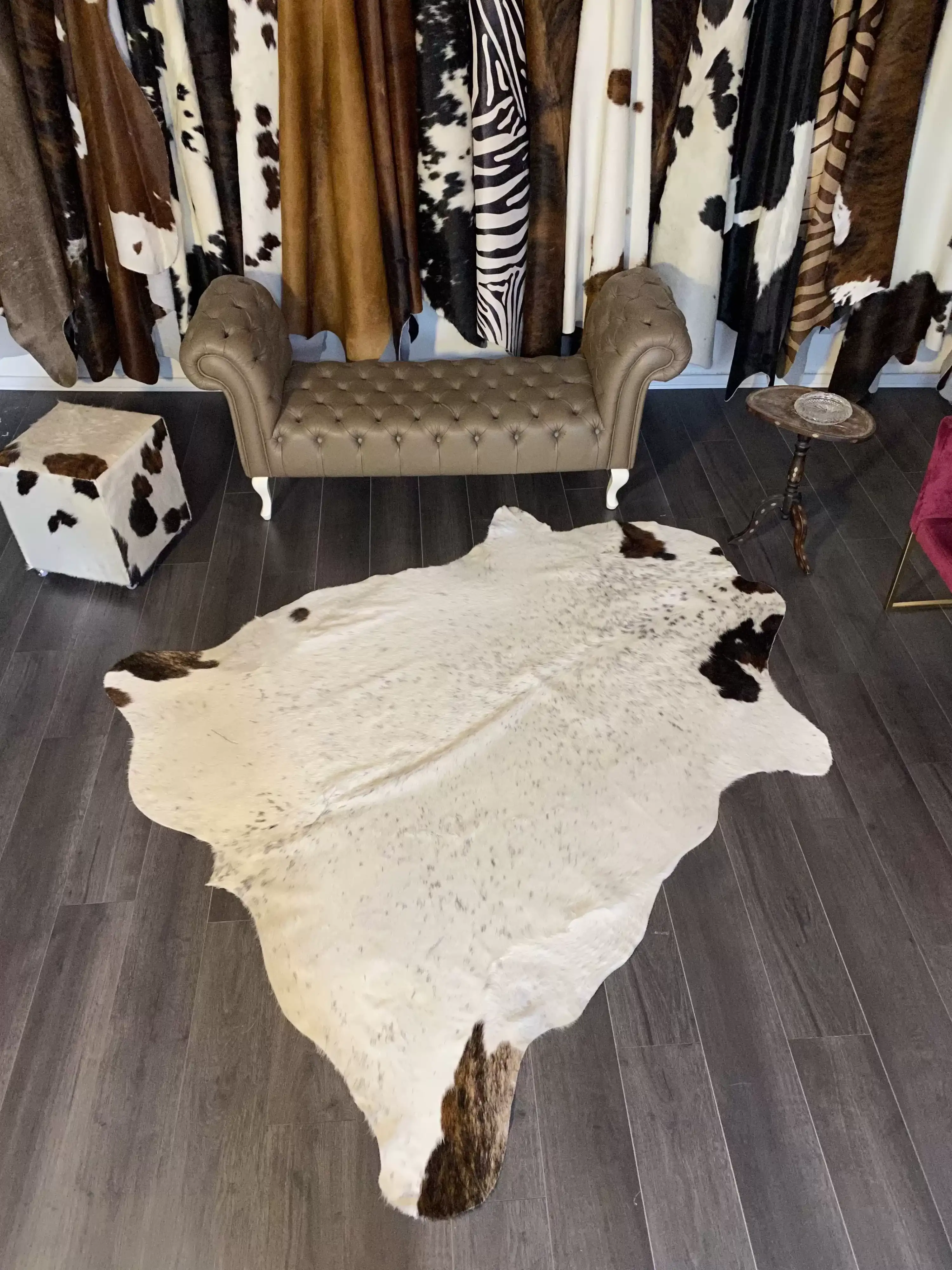 HAKİKİ DERİ DANA POSTU ÜÇ RENK 195 x 220 - 0901000093