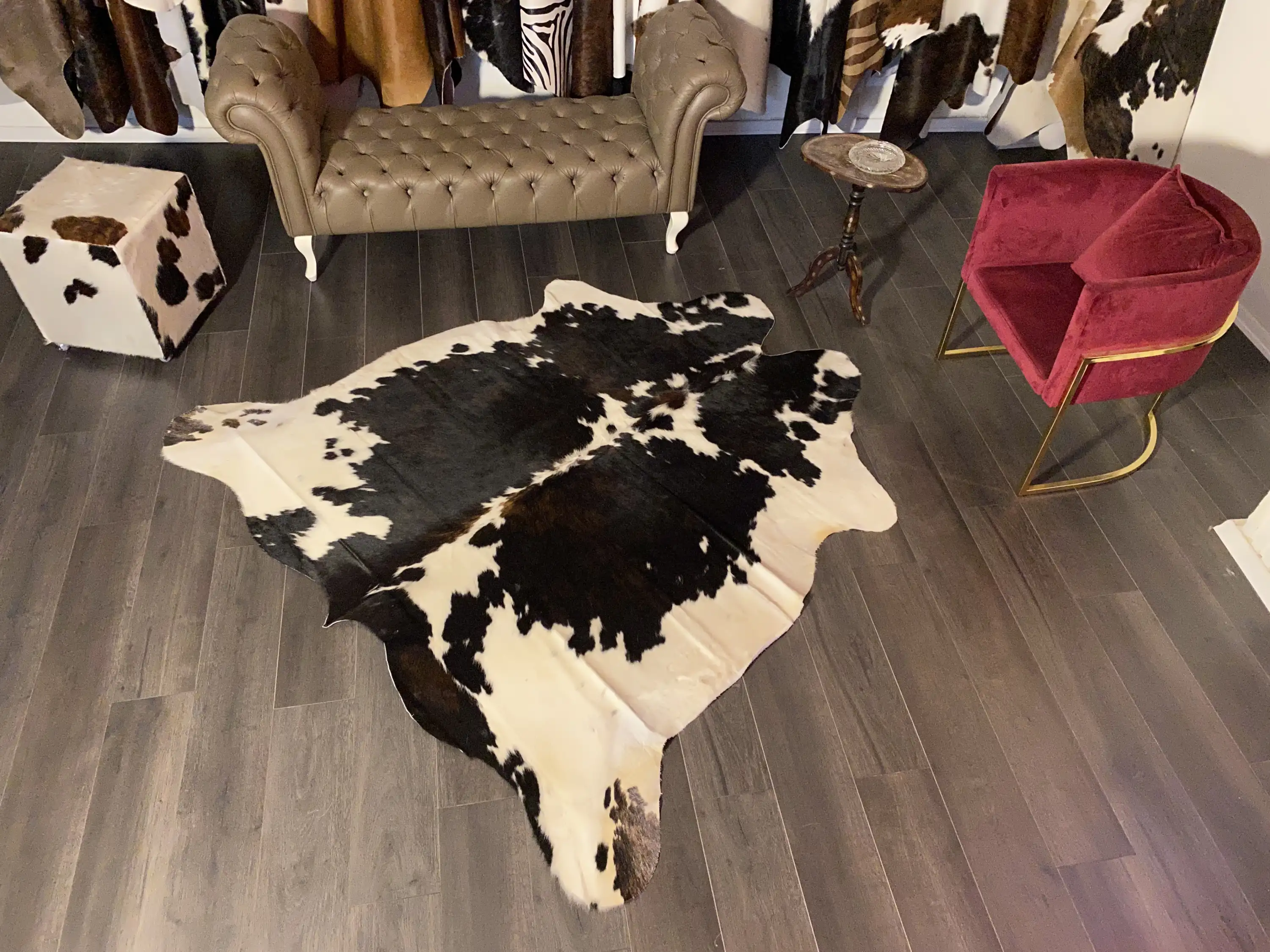 HAKİKİ DERİ DANA POSTU ÜÇ RENK 200 x 200 - 0901000049