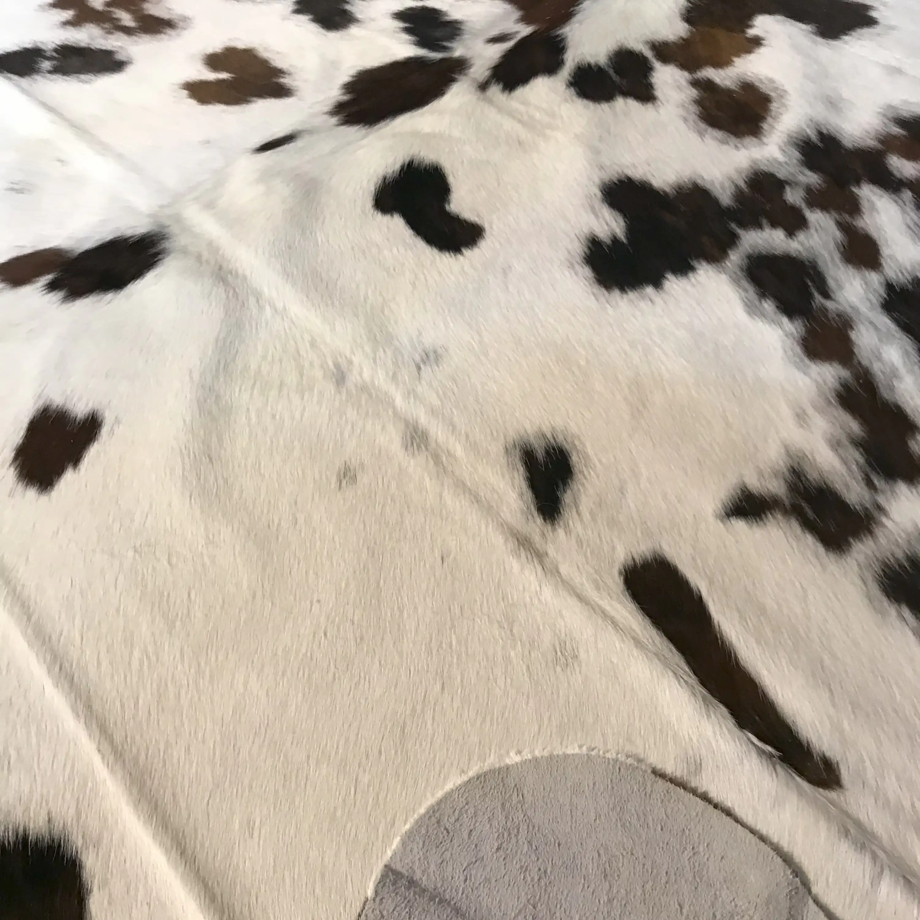 HAKİKİ DERİ DANA POSTU ÜÇ RENK 200 x 225 - 0901000132