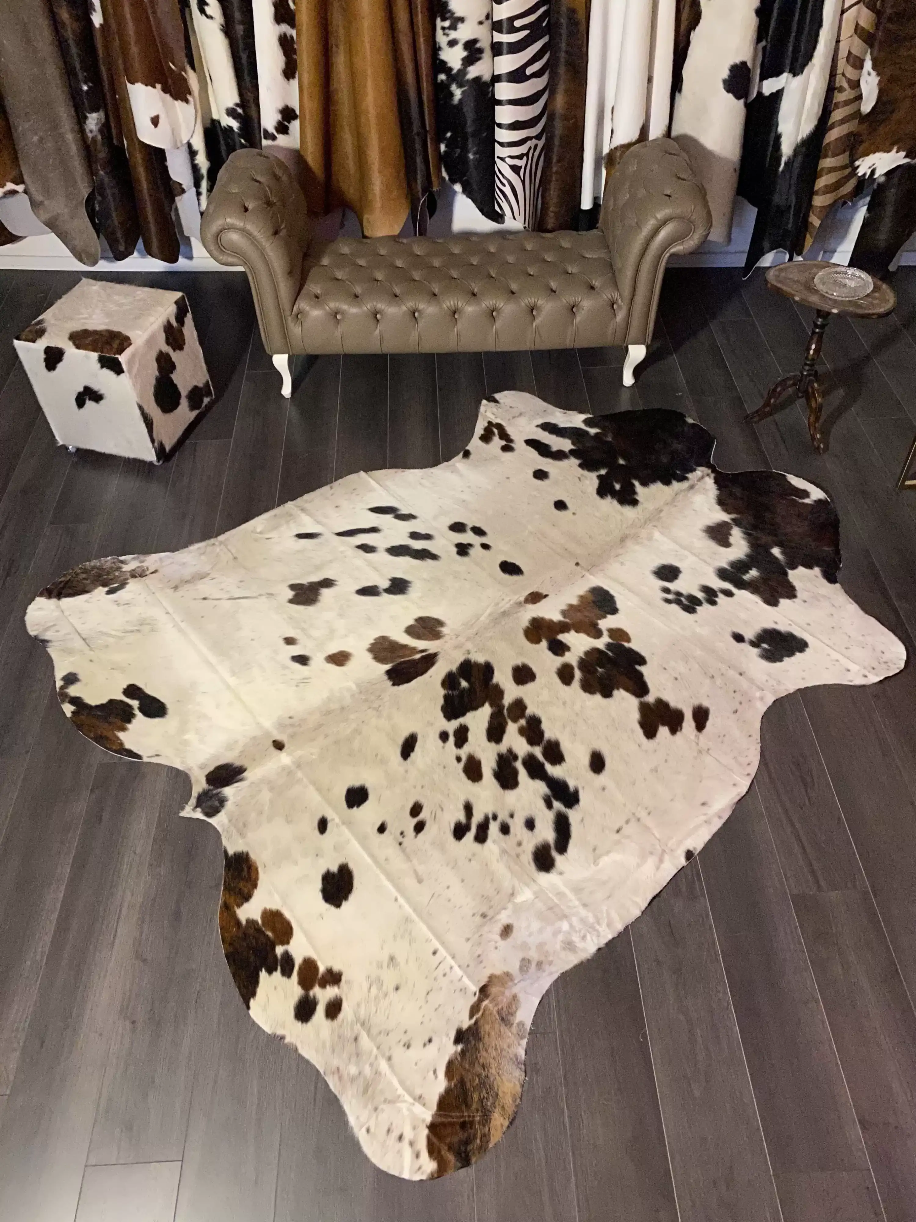 HAKİKİ DERİ DANA POSTU ÜÇ RENK 210 x 240 - 0901000063