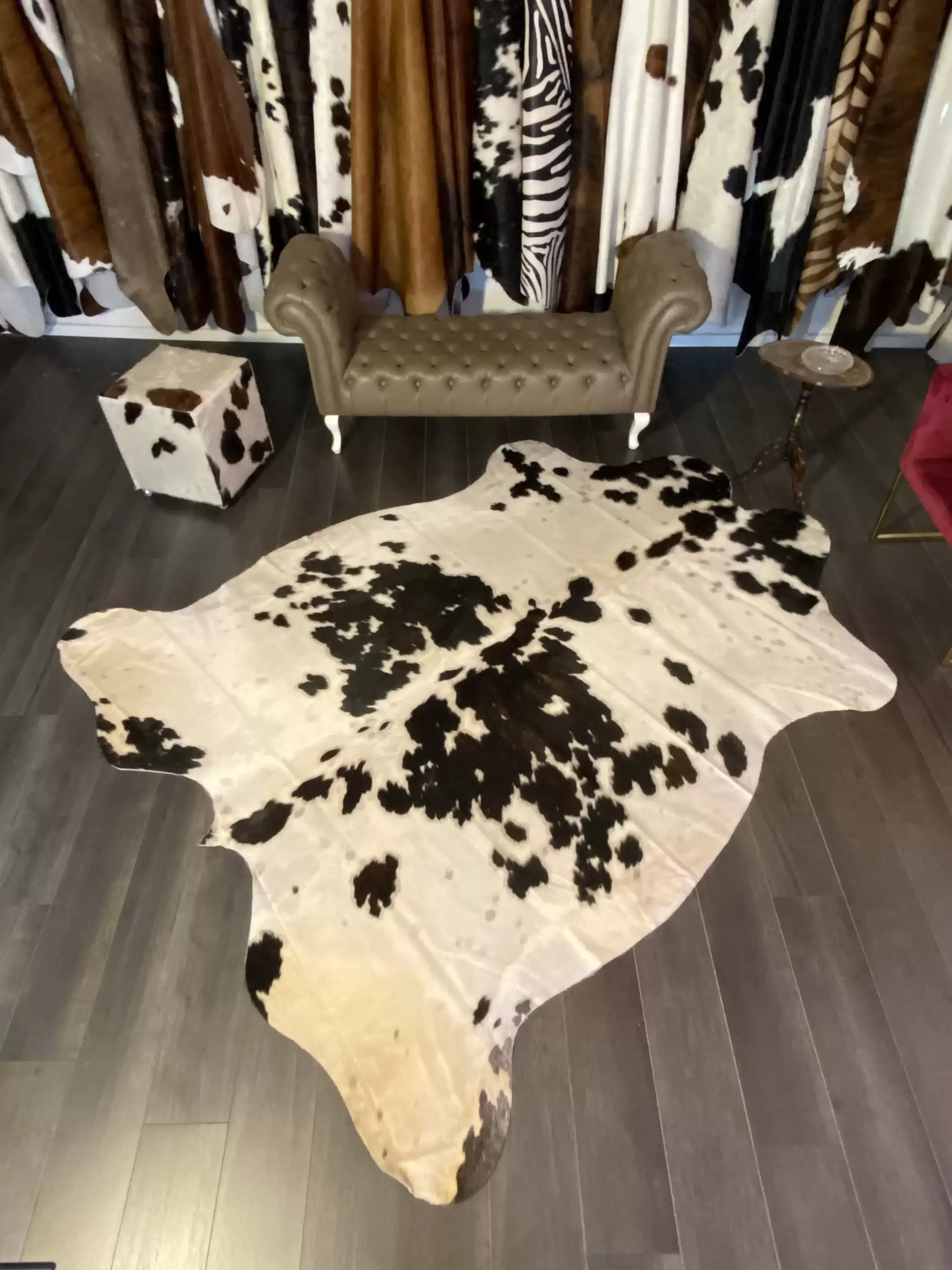 HAKİKİ DERİ DANA POSTU ÜÇ RENK 220 x 265 - 0901000060