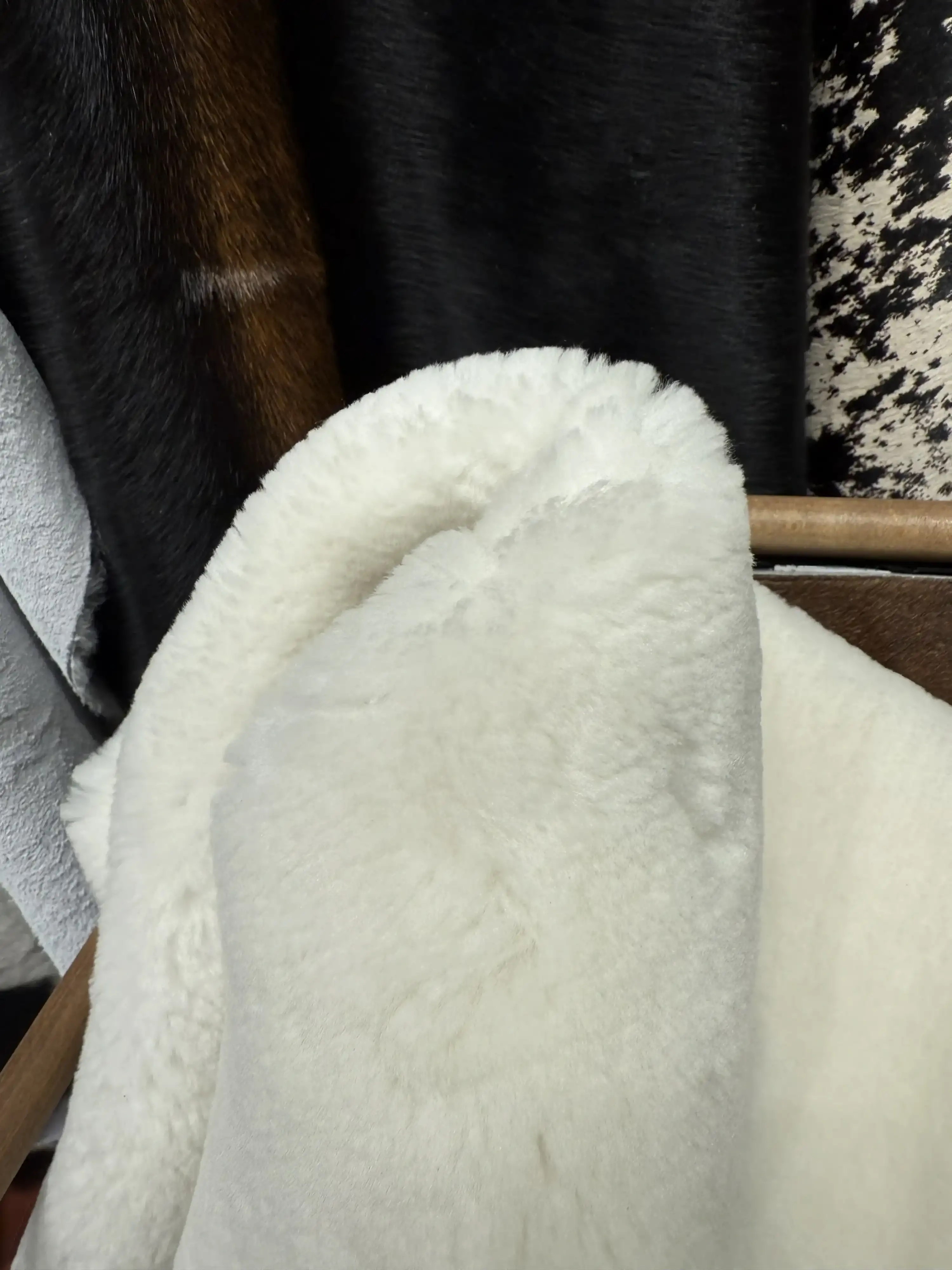 HAKİKİ KOYUN KÜRKÜ POST