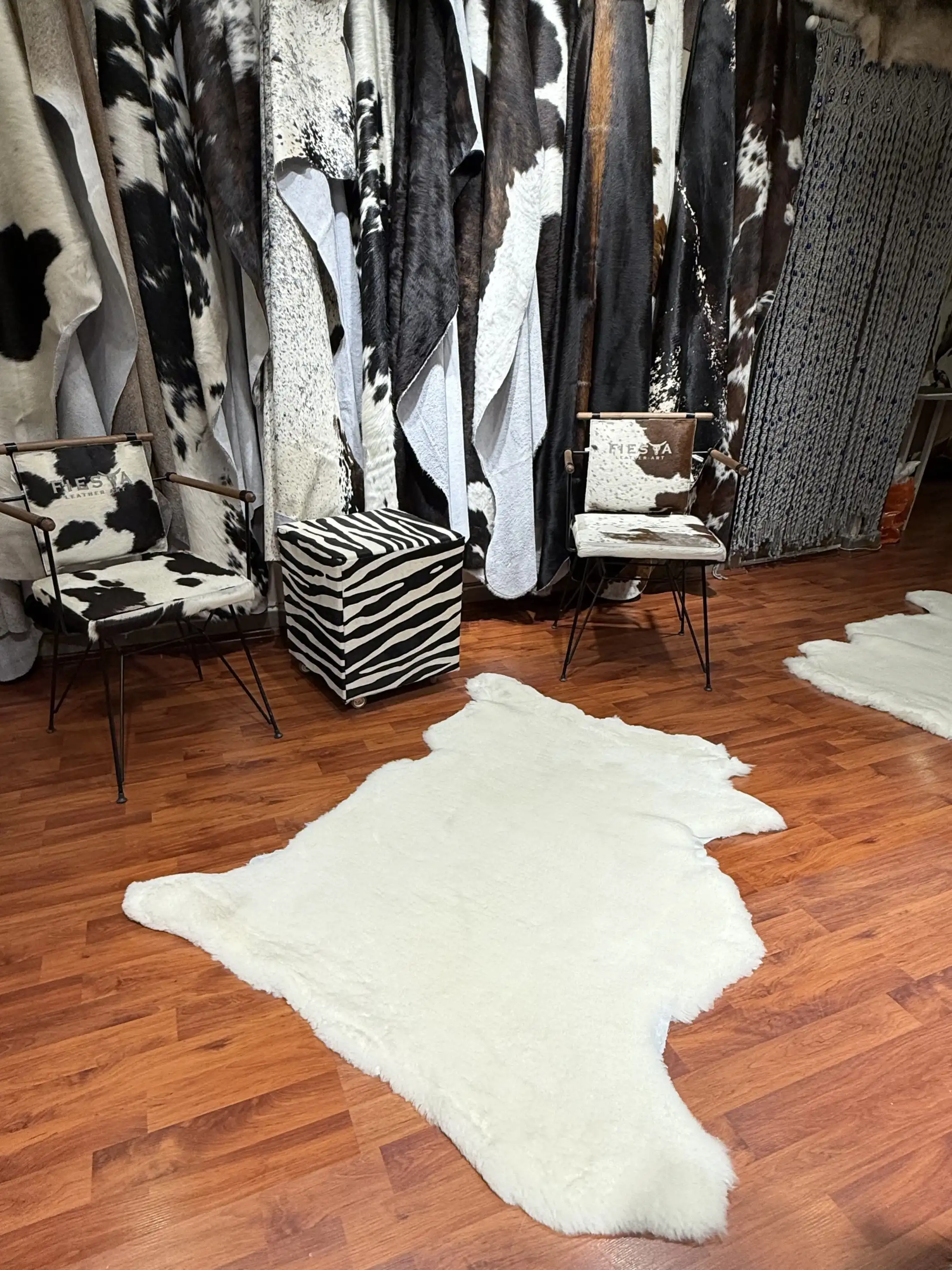 HAKİKİ KOYUN KÜRKÜ POST