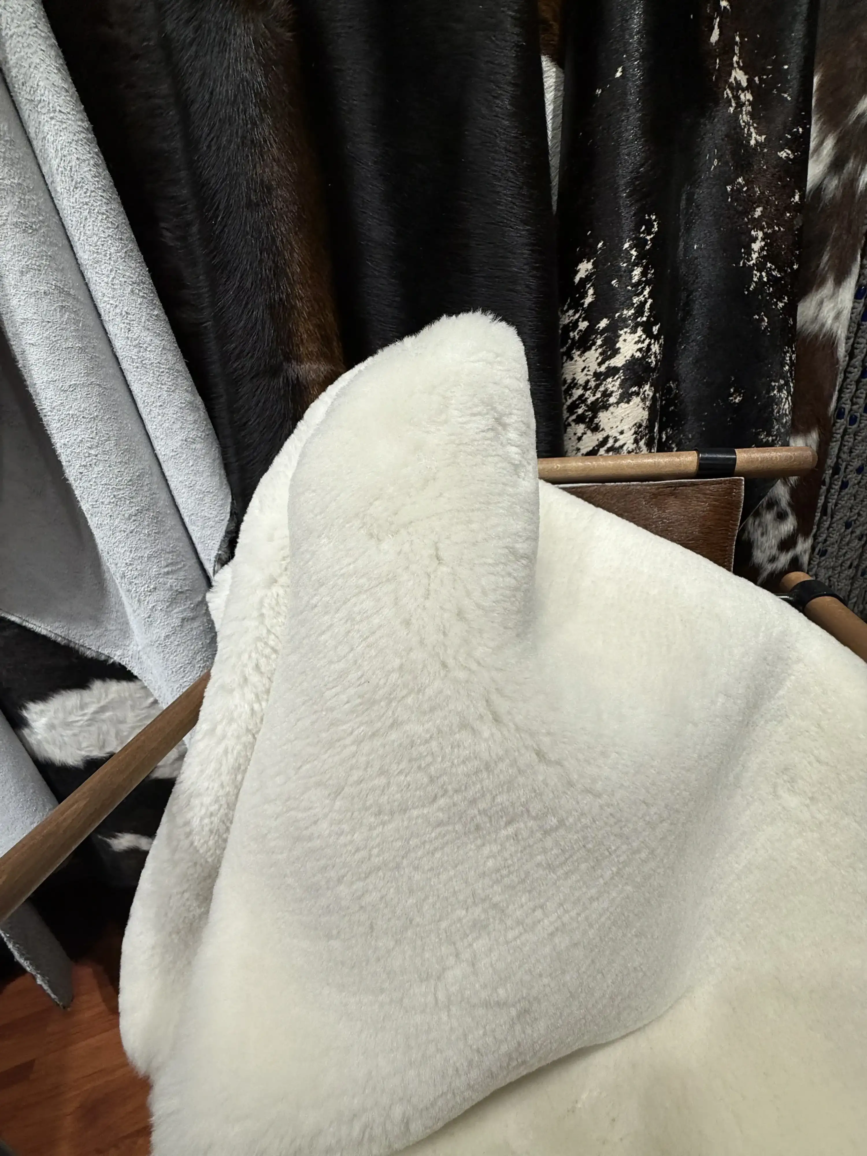 HAKİKİ KOYUN KÜRKÜ POST