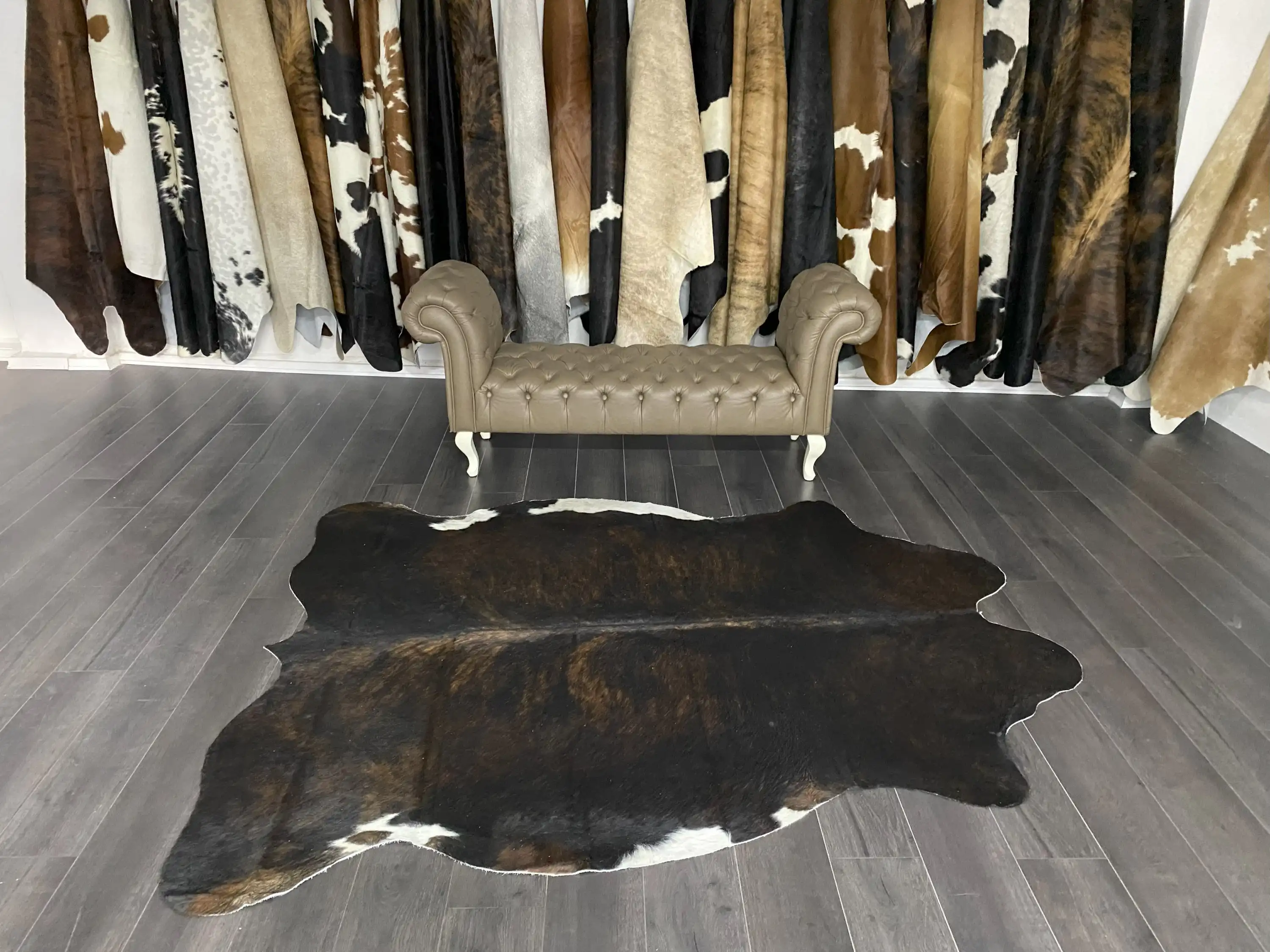 HAKİKİ DERİ DANA POSTU EGZOTİK 180 x 230 - 0401000006