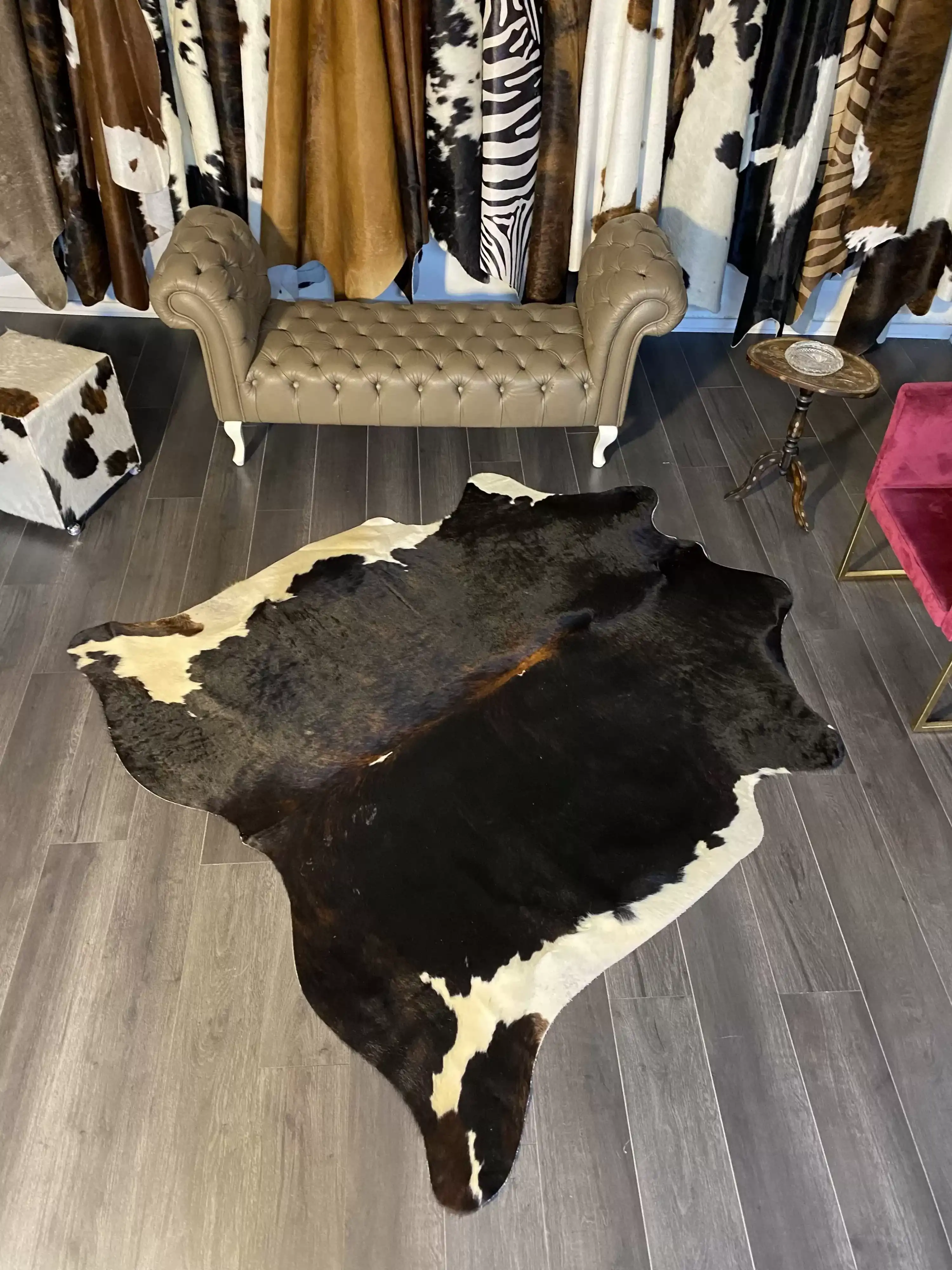 HAKİKİ DERİ DANA POSTU EGZOTİK 190 x 205 - 0401000420