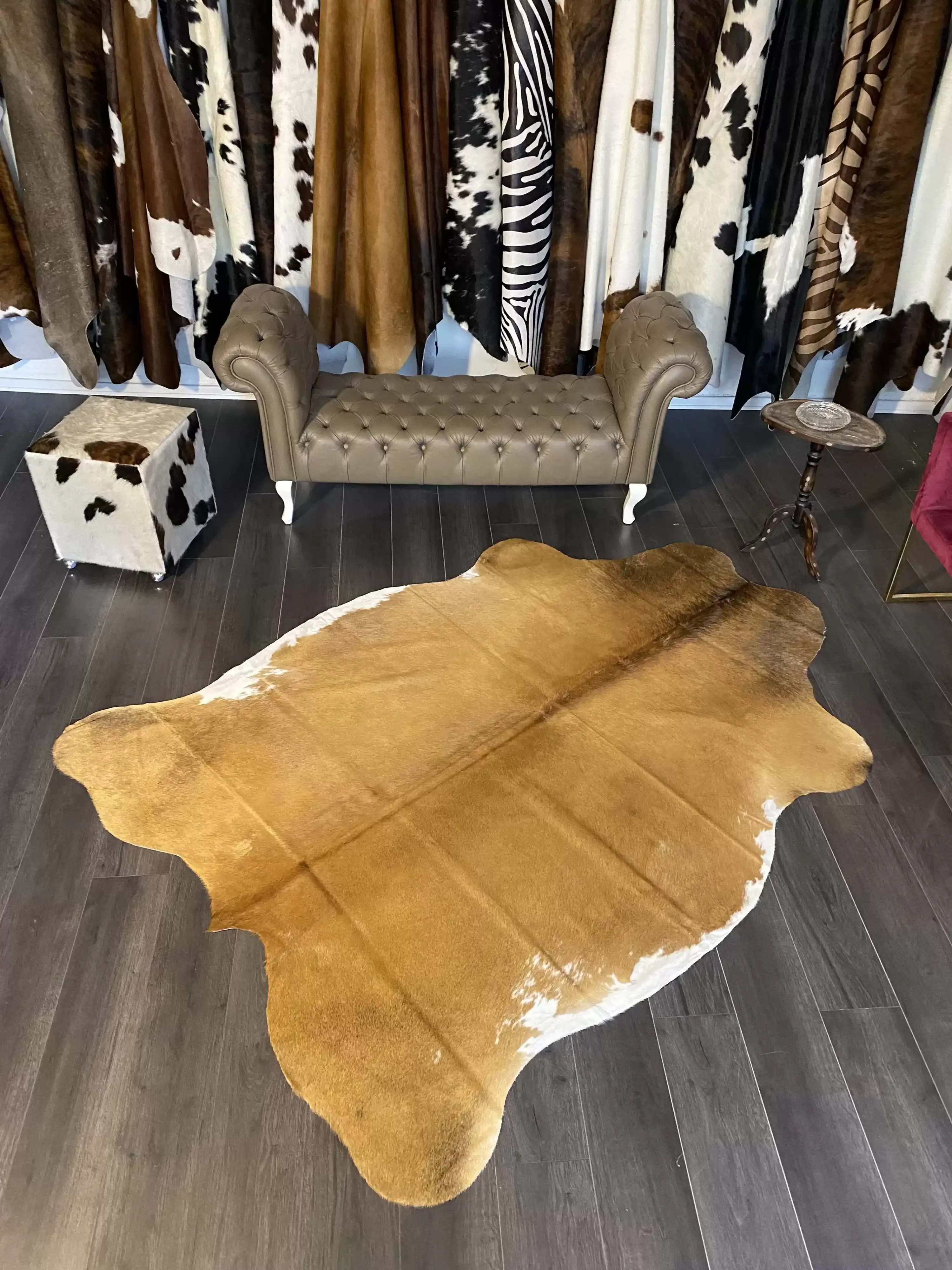 HAKİKİ DERİ DANA POSTU KAHVE - BEYAZ 170 x 235 - 0801000125