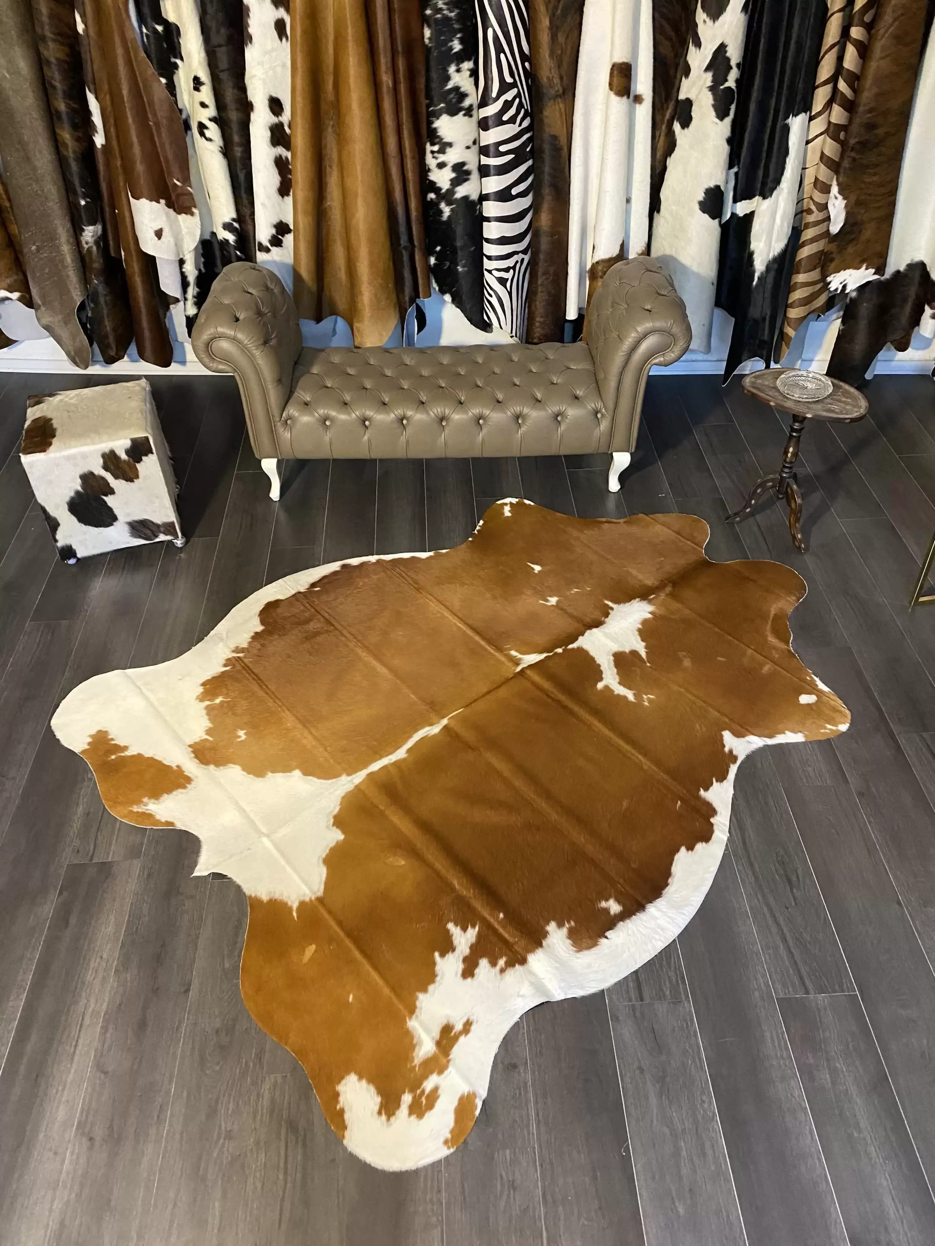 HAKİKİ DERİ DANA POSTU KAHVE - BEYAZ 175 x 230 - 0801000075