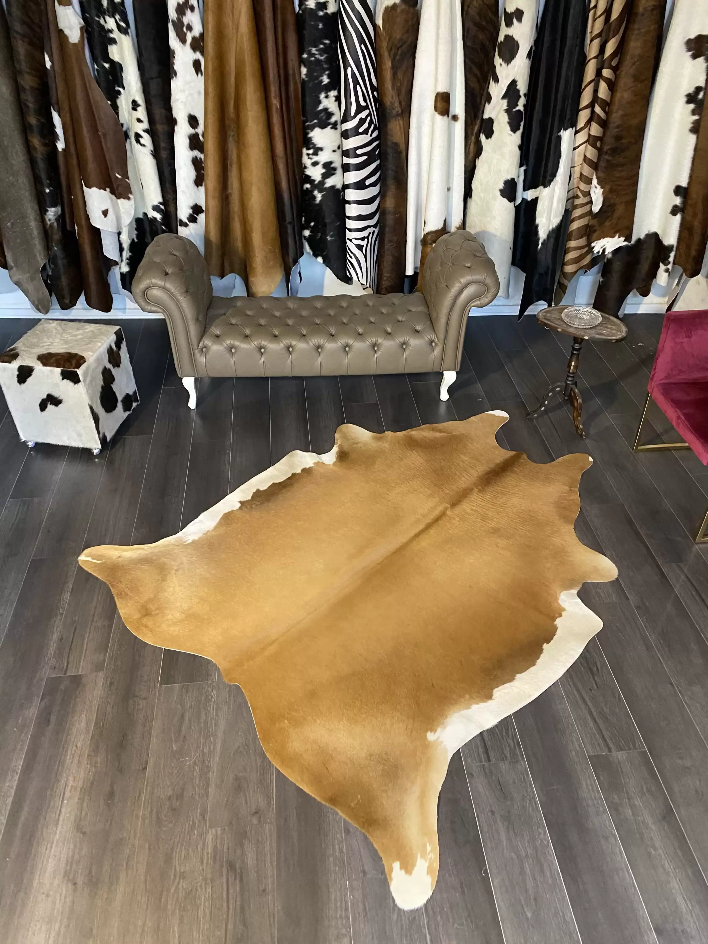 HAKİKİ DERİ DANA POSTU KAHVE - BEYAZ 180 x 215 - 0801000138