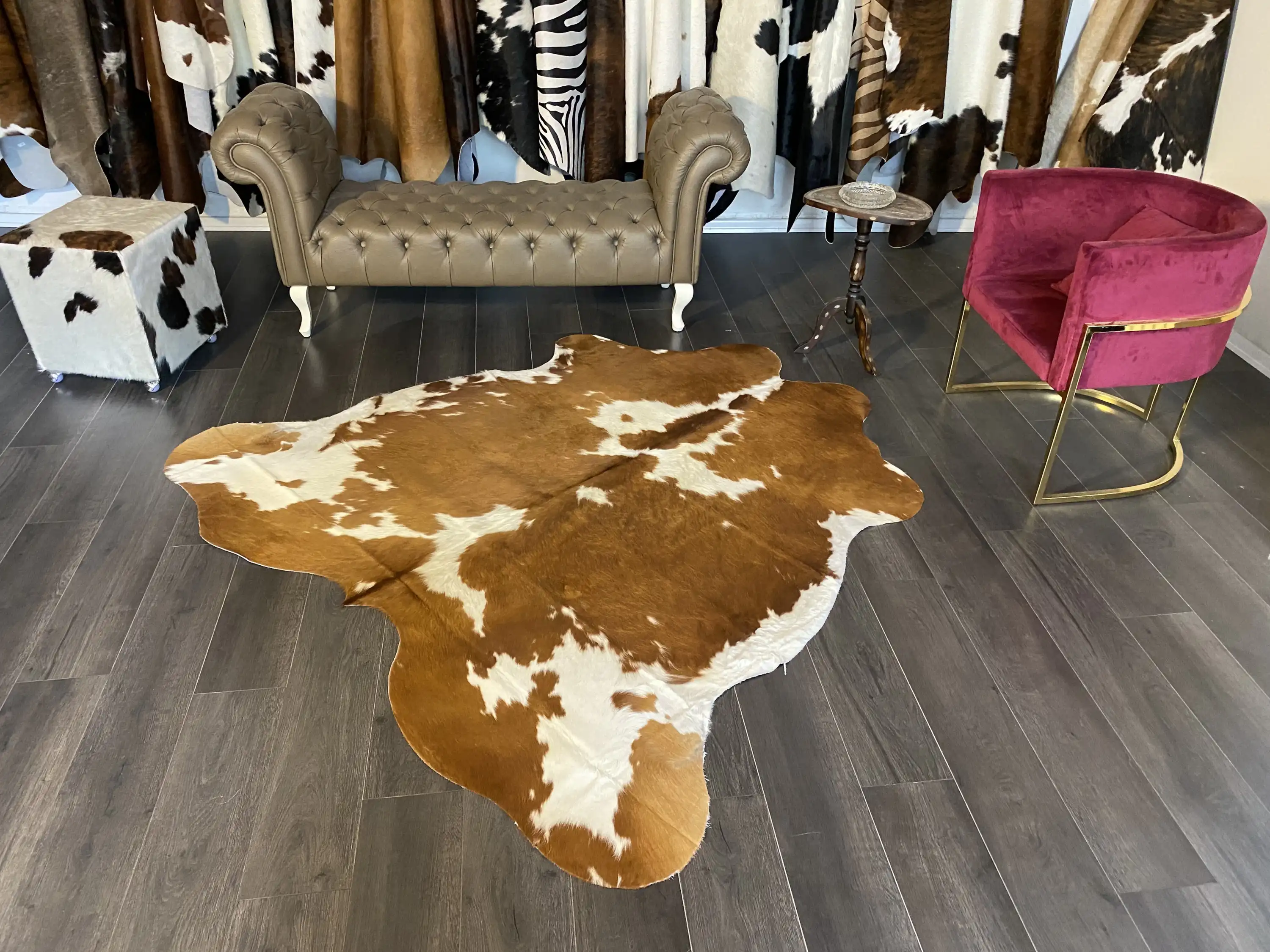 HAKİKİ DERİ DANA POSTU KAHVE - BEYAZ 195 x 195 - 0801000107