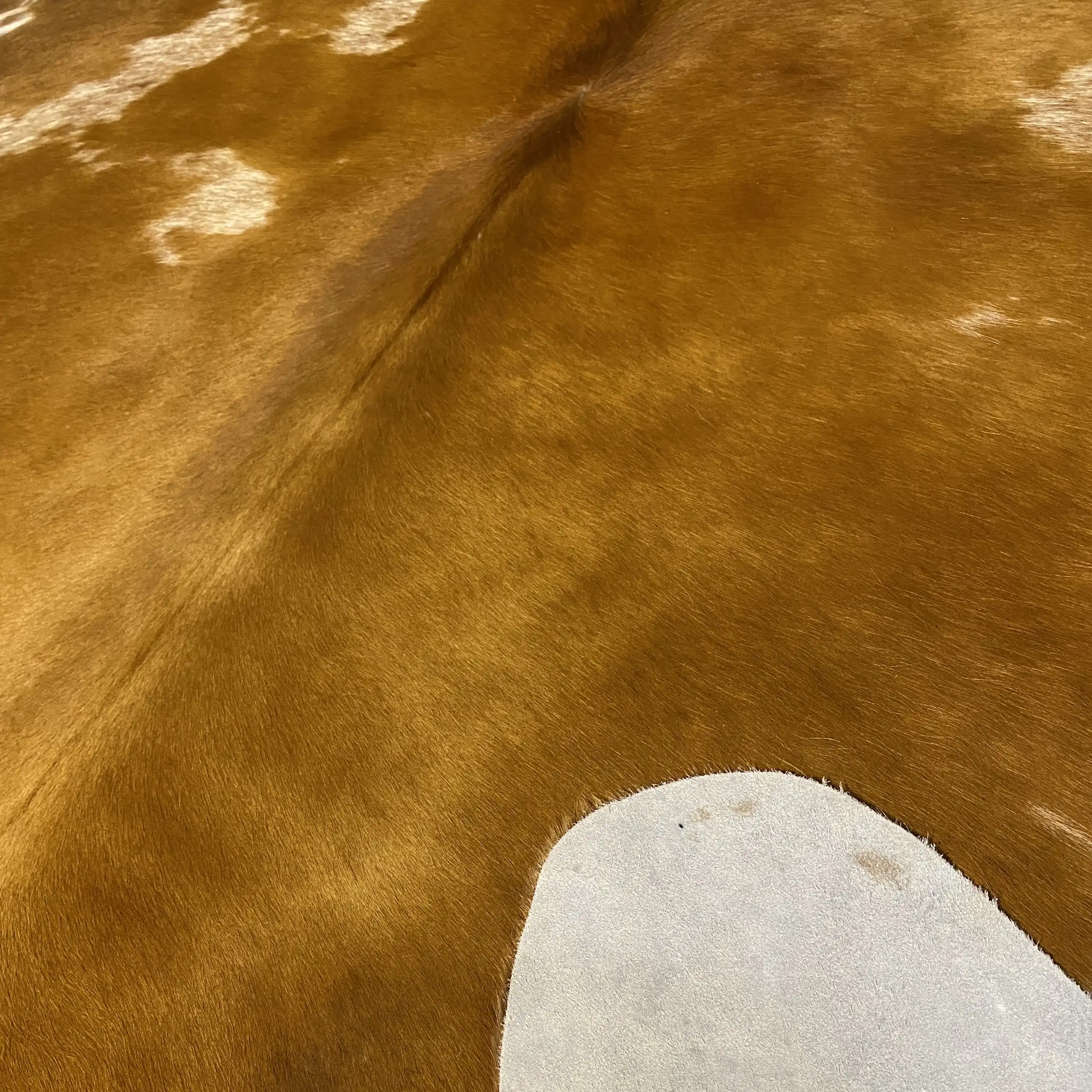 HAKİKİ DERİ DANA POSTU KAHVE - BEYAZ 195 x 220 - 0801000033