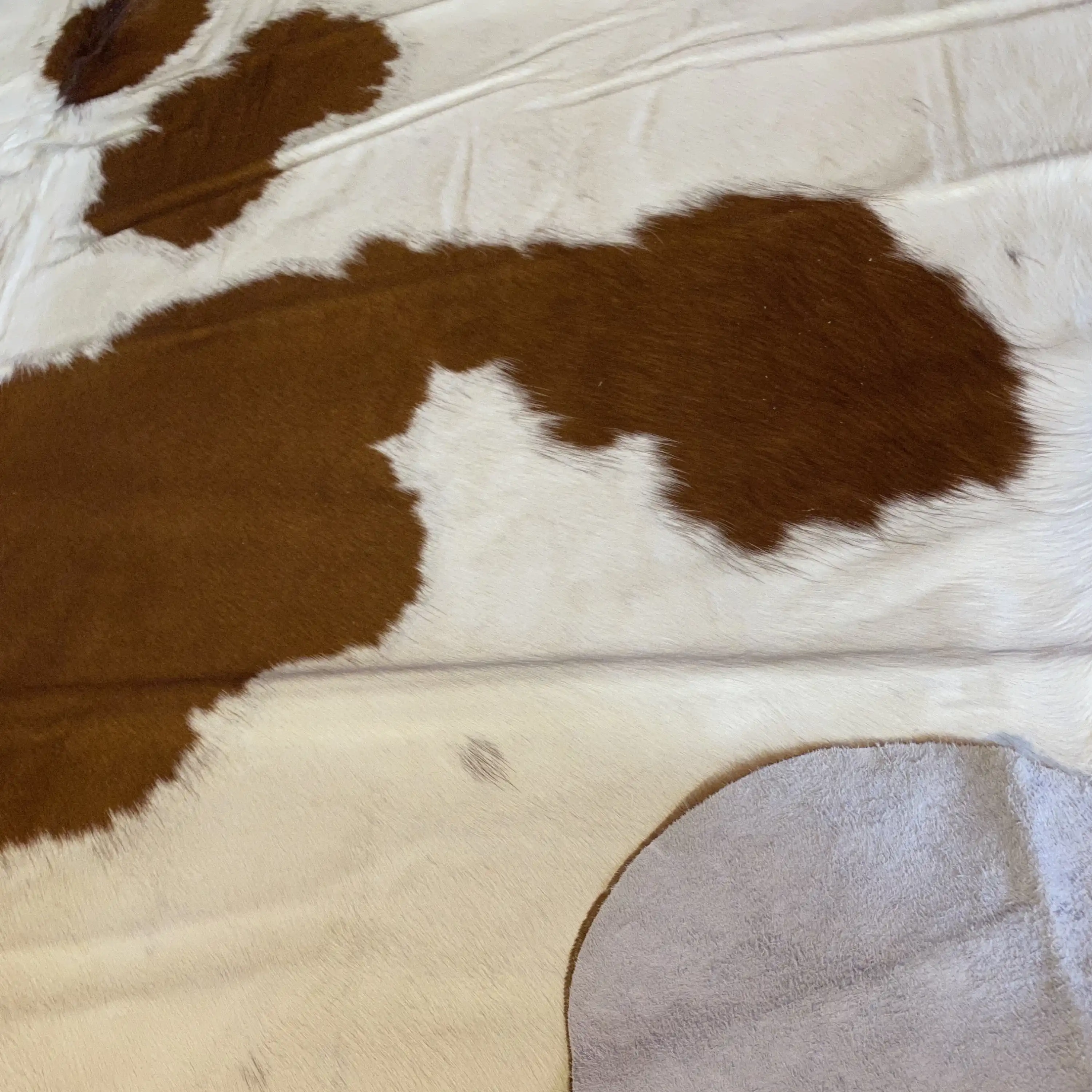 HAKİKİ DERİ DANA POSTU KAHVE - BEYAZ 200 x 230 - 0801000093