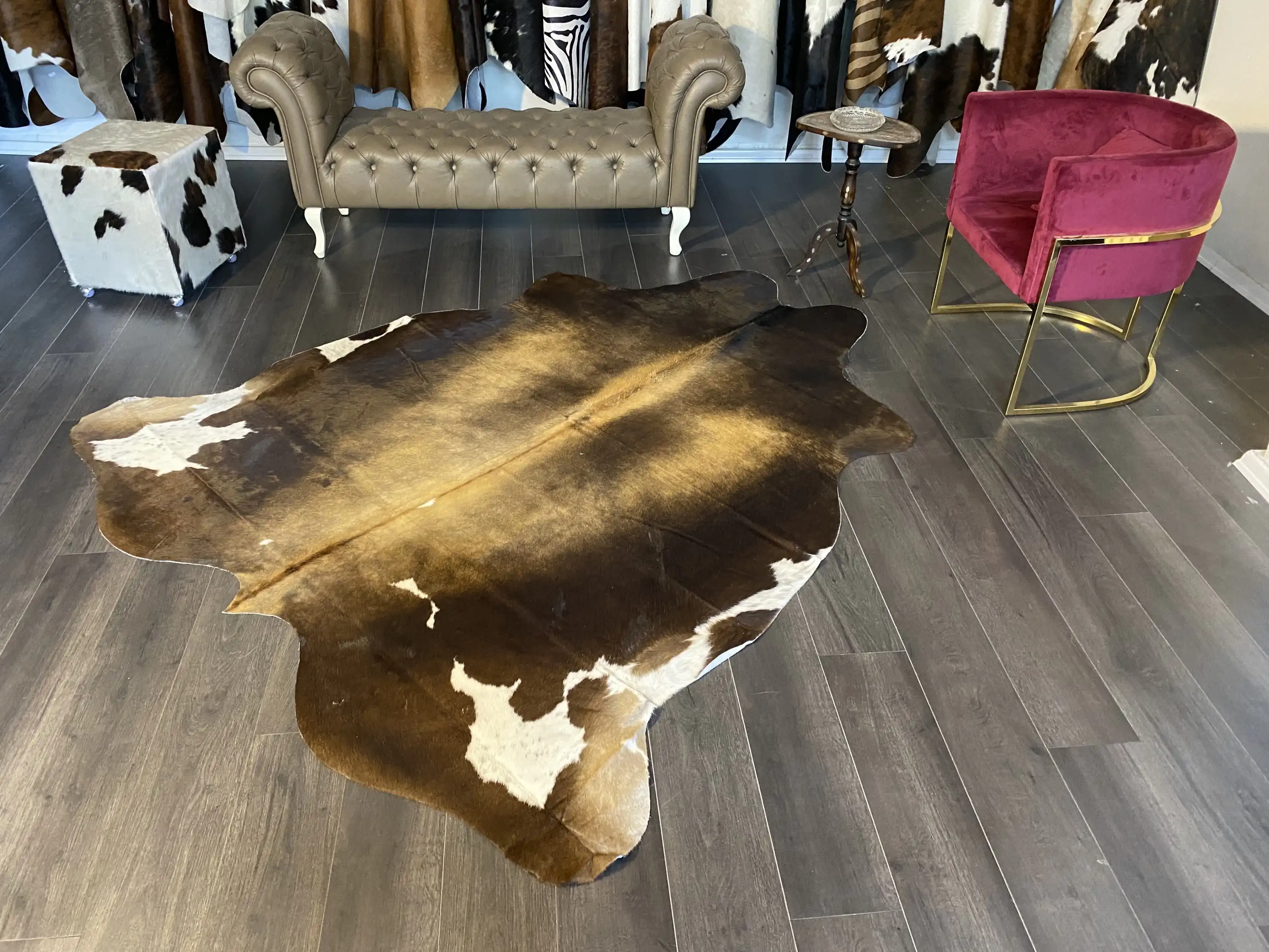 HAKİKİ DERİ DANA POSTU KAHVE - BEYAZ 200 x 230 - 0801000137