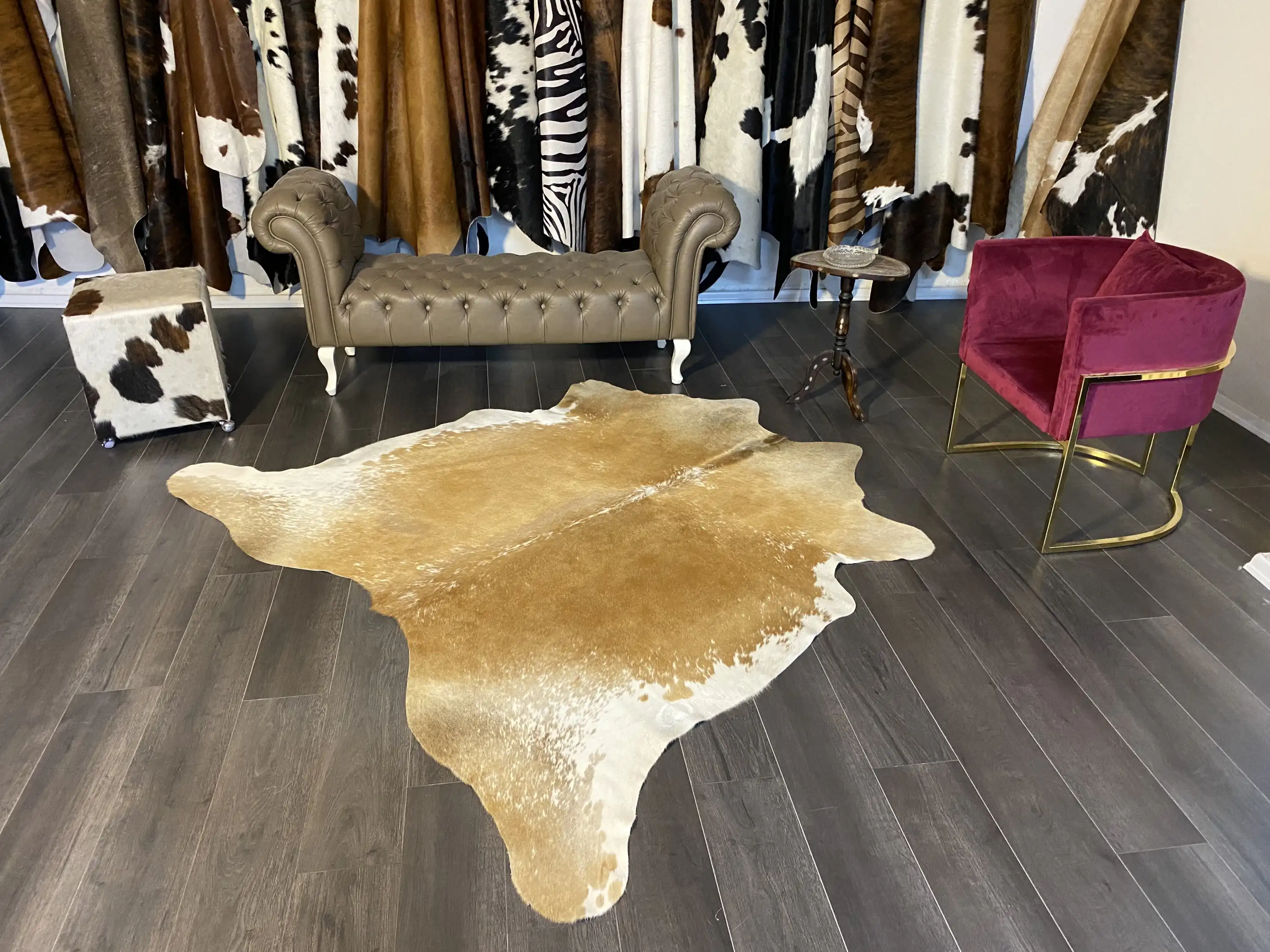 HAKİKİ DERİ DANA POSTU KAHVE - BEYAZ 215 x 205 - 0801000064