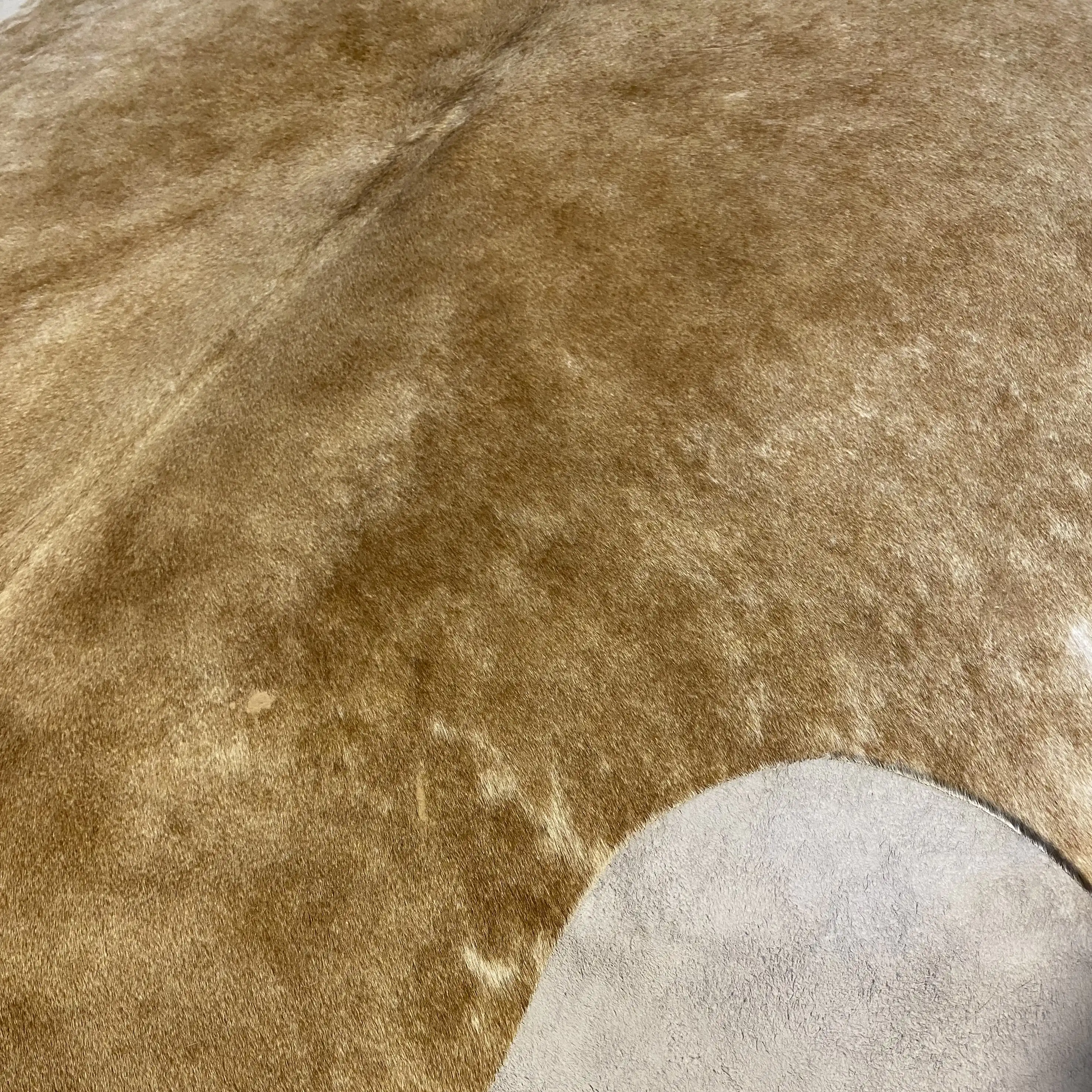 HAKİKİ DERİ DANA POSTU KAHVE - BEYAZ 215 x 230 - 0801000031