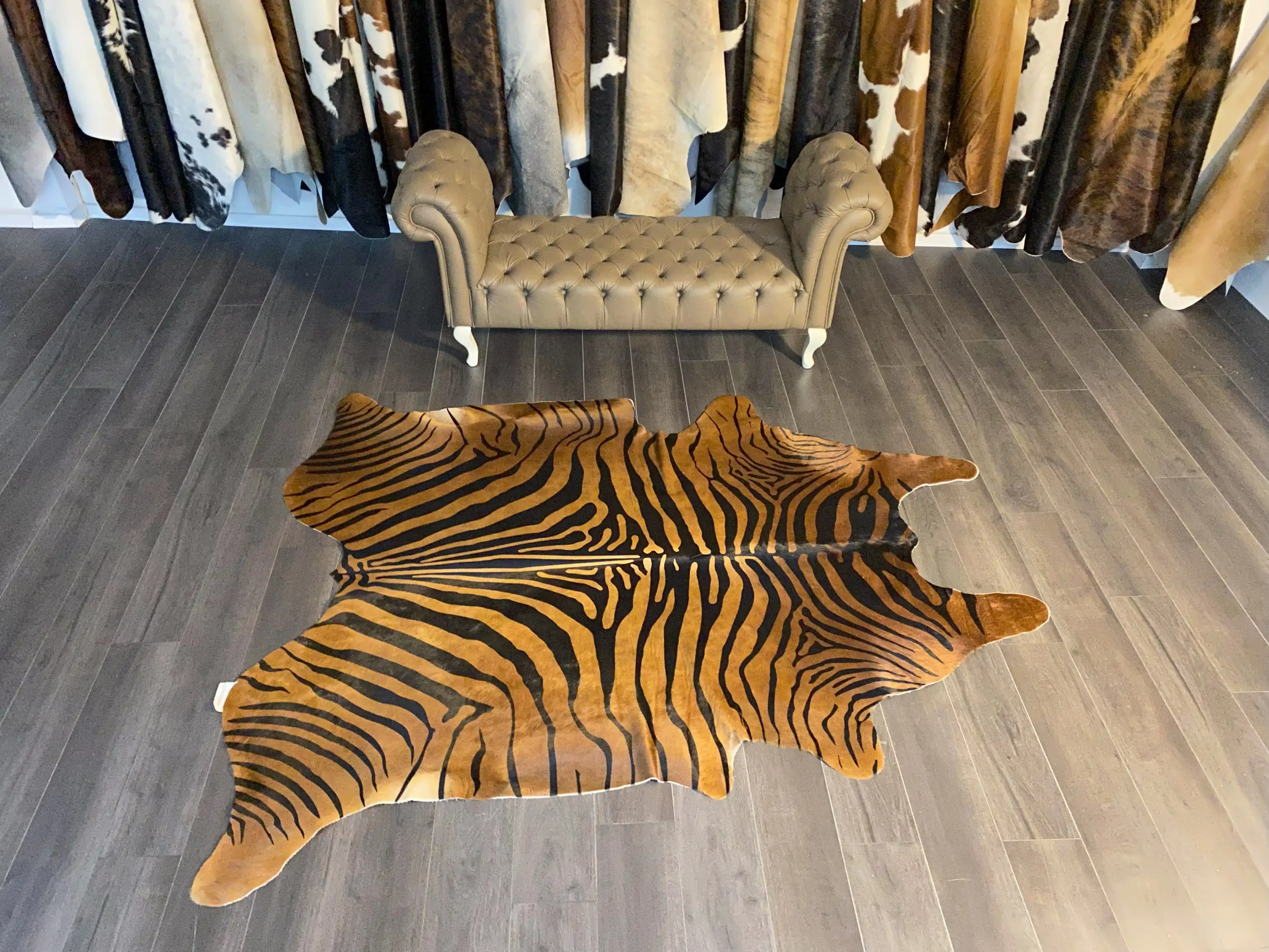 HAKİKİ DERİ DANA POSTU KAHVE ZEBRA 190 x 230 - 1101000004