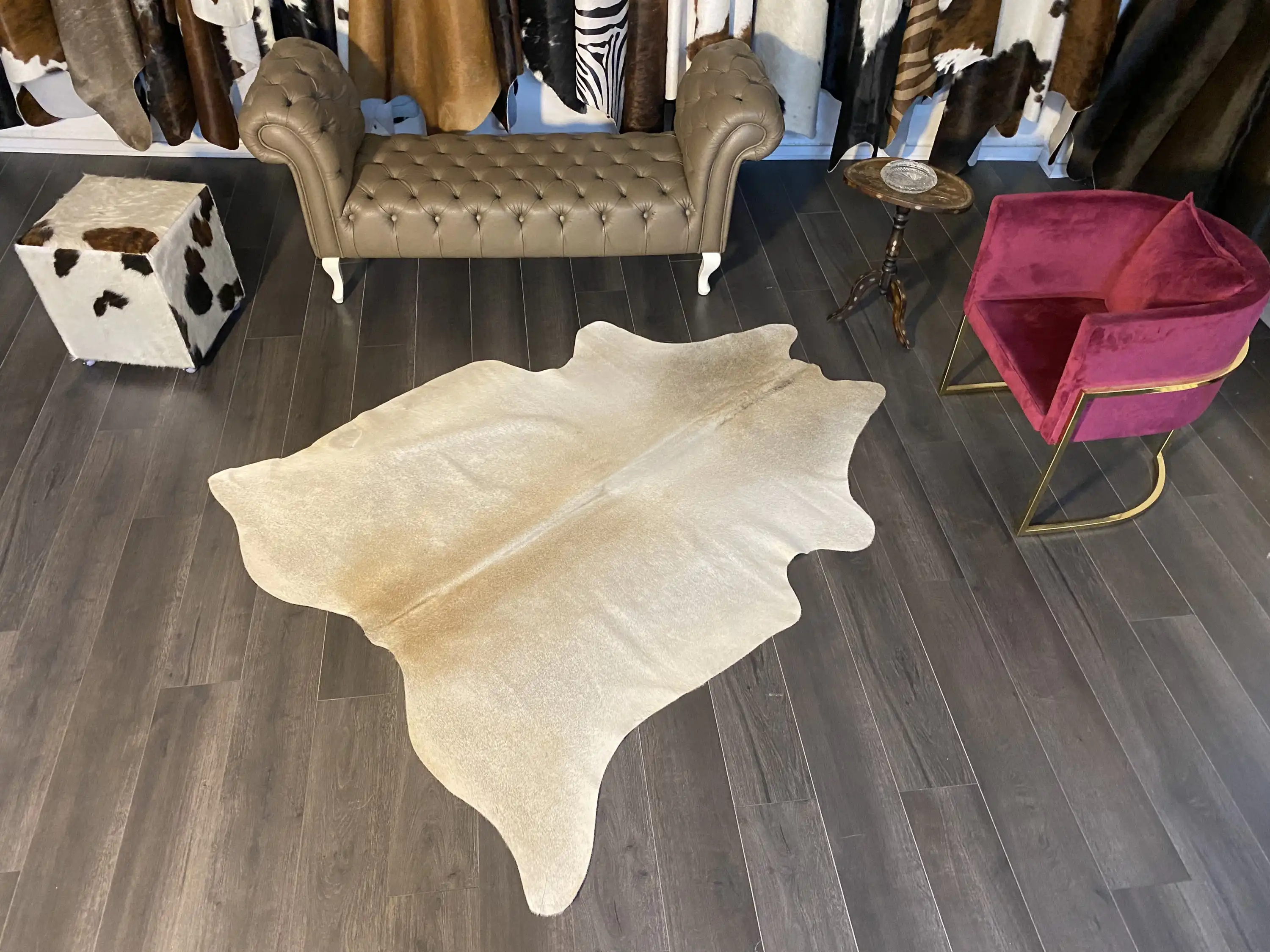 HAKİKİ DERİ DANA POSTU KÜÇÜK BOYUTLU 165 x 200 - 1501000004