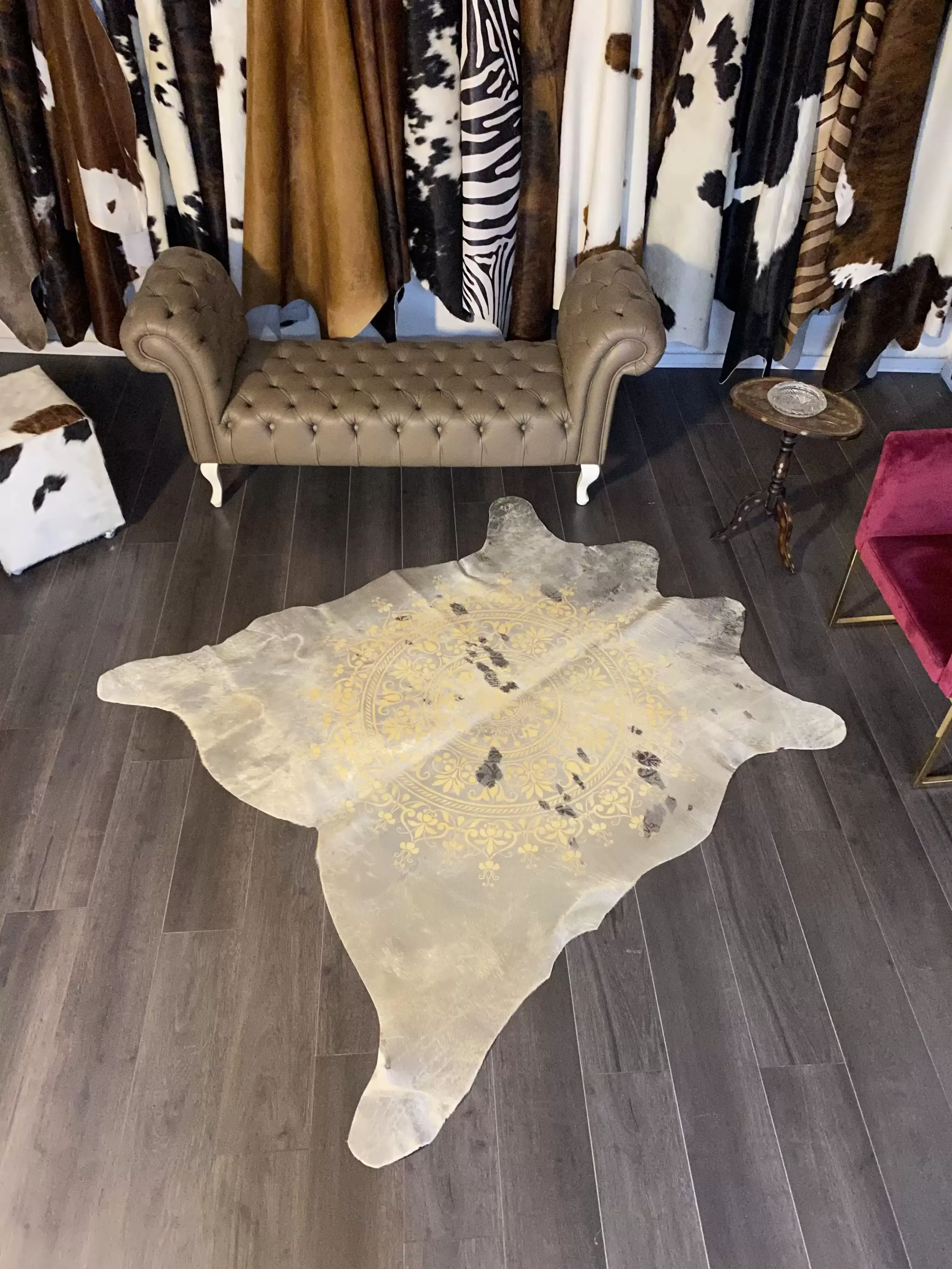 HAKİKİ DERİ DANA POSTU LAZERLİ-VARAKLI 165 x 195 - 1401000007