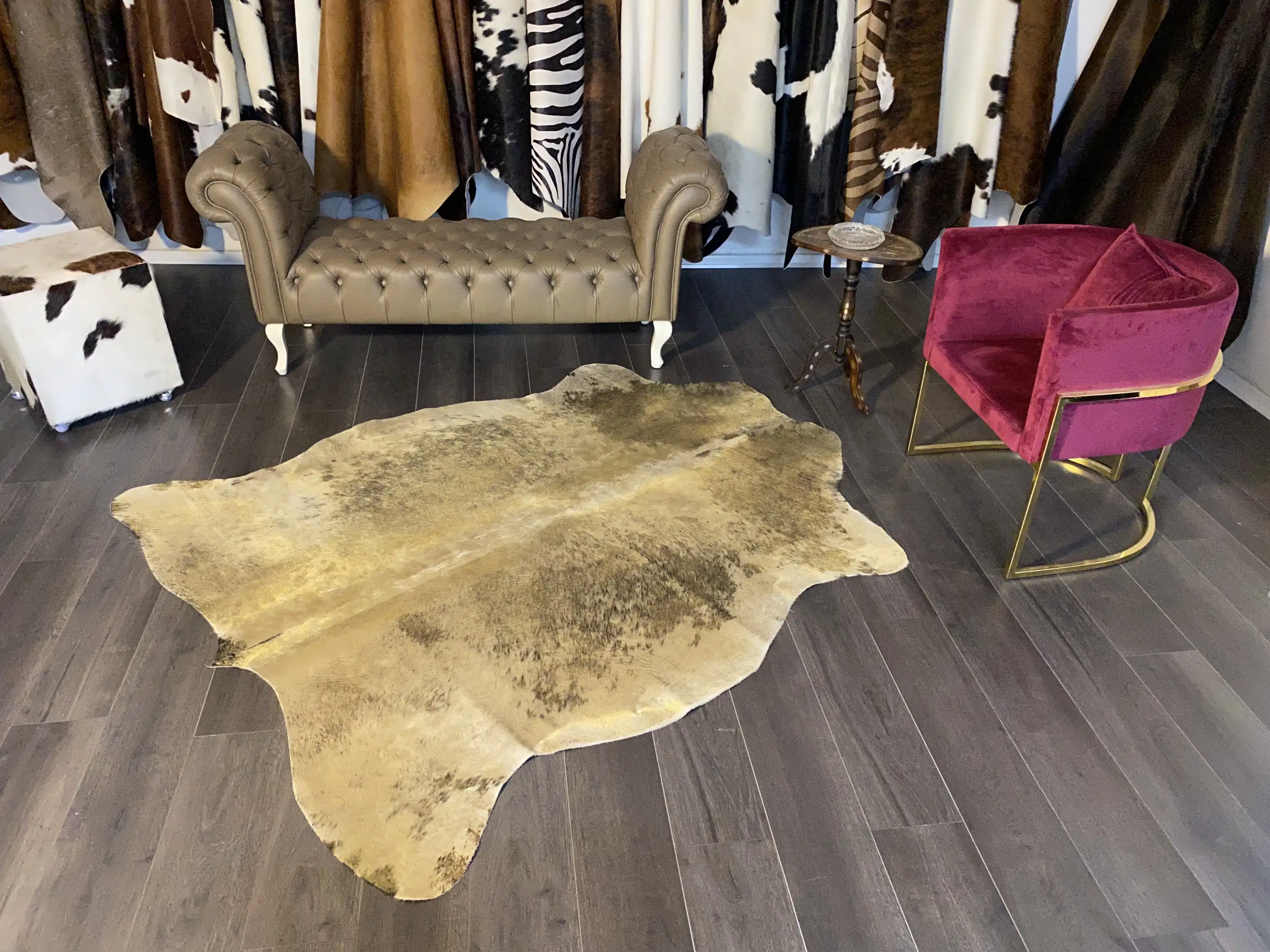 HAKİKİ DERİ DANA POSTU LAZERLİ-VARAKLI 165 x 200 - 1401000027