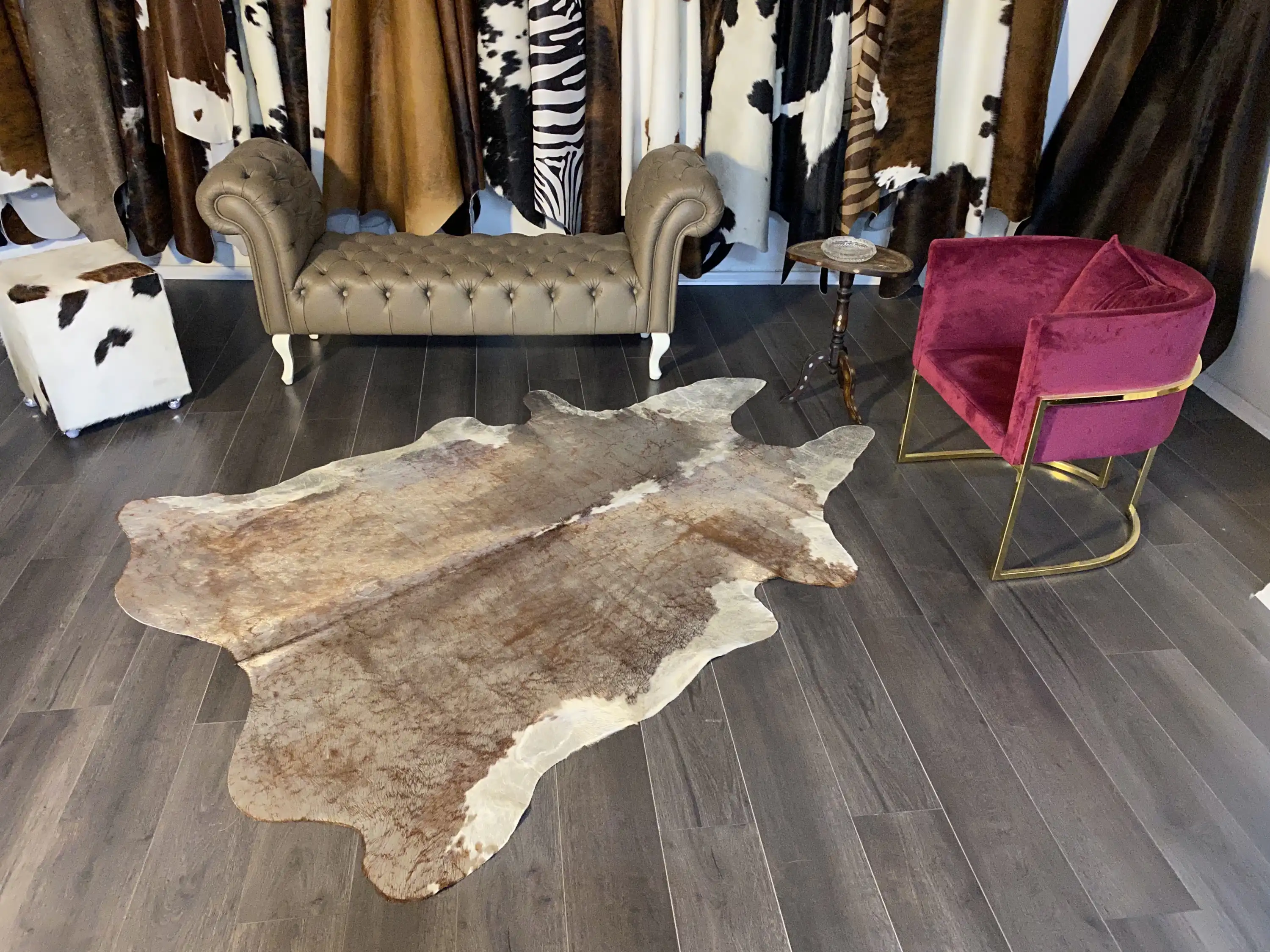 HAKİKİ DERİ DANA POSTU LAZERLİ-VARAKLI 165 x 220 - 1401000037