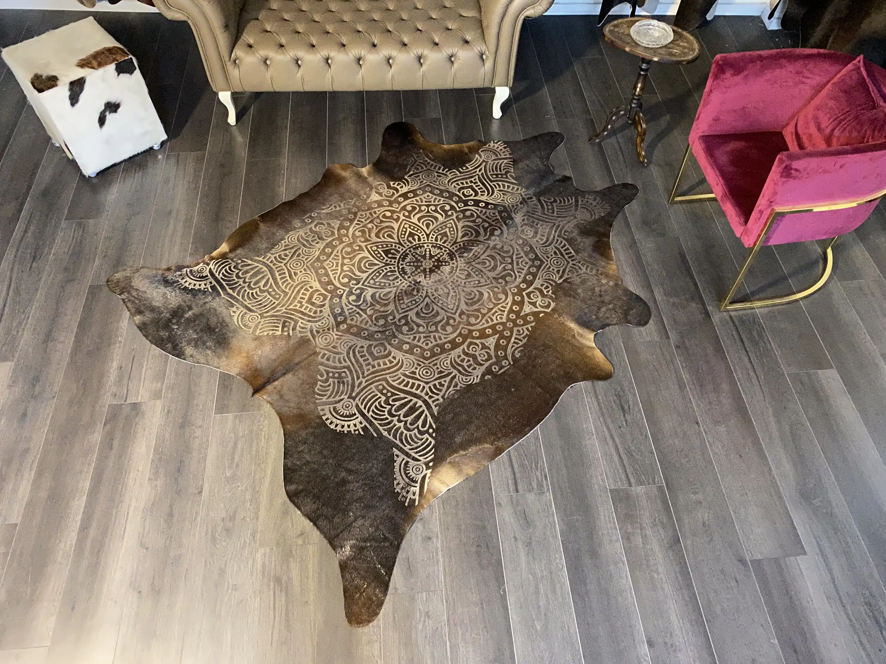 HAKİKİ DERİ DANA POSTU LAZERLİ-VARAKLI 175 x 220 - 1401000025