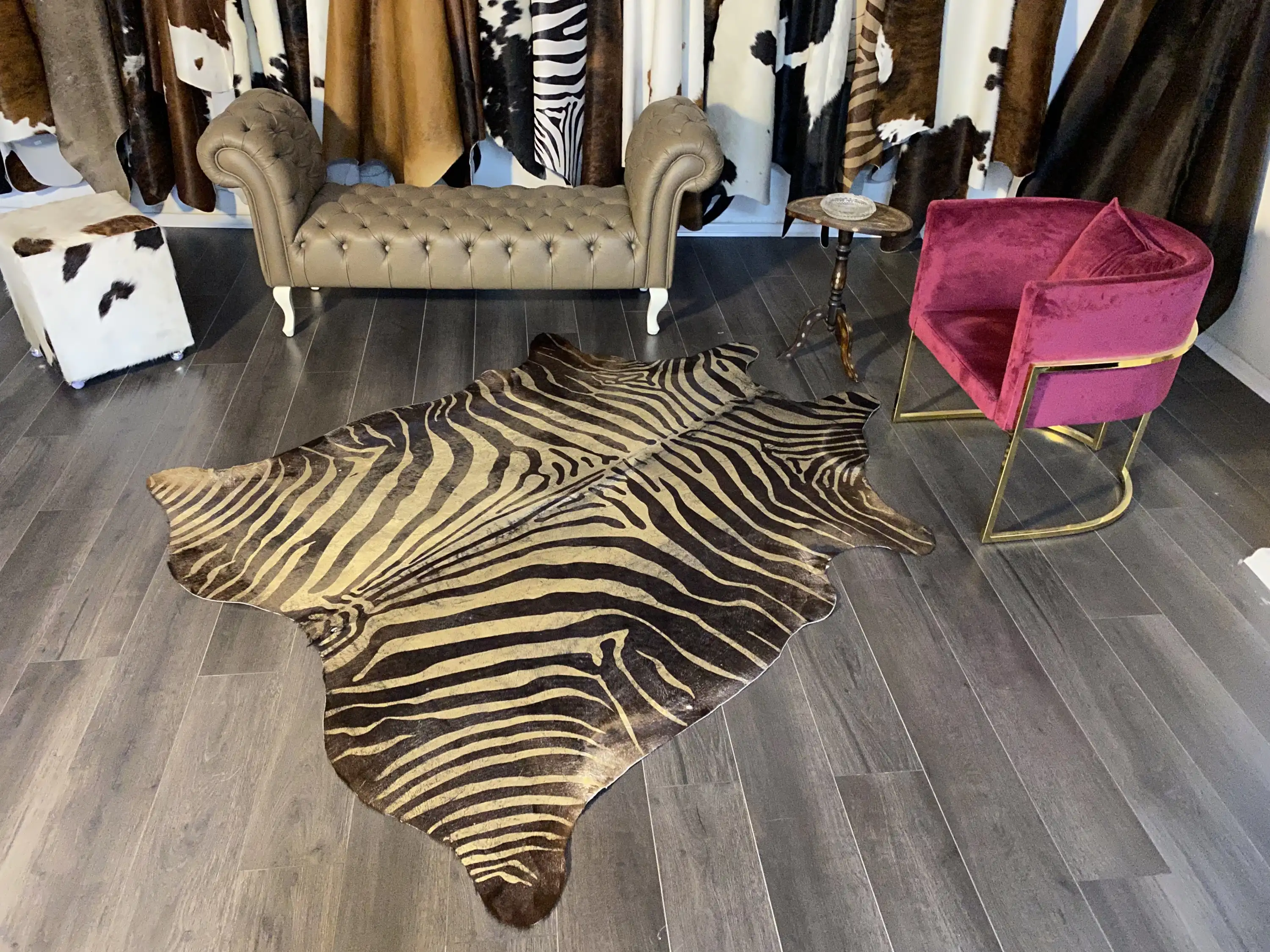 HAKİKİ DERİ DANA POSTU LAZERLİ-VARAKLI 180 x 210 - 1401000022