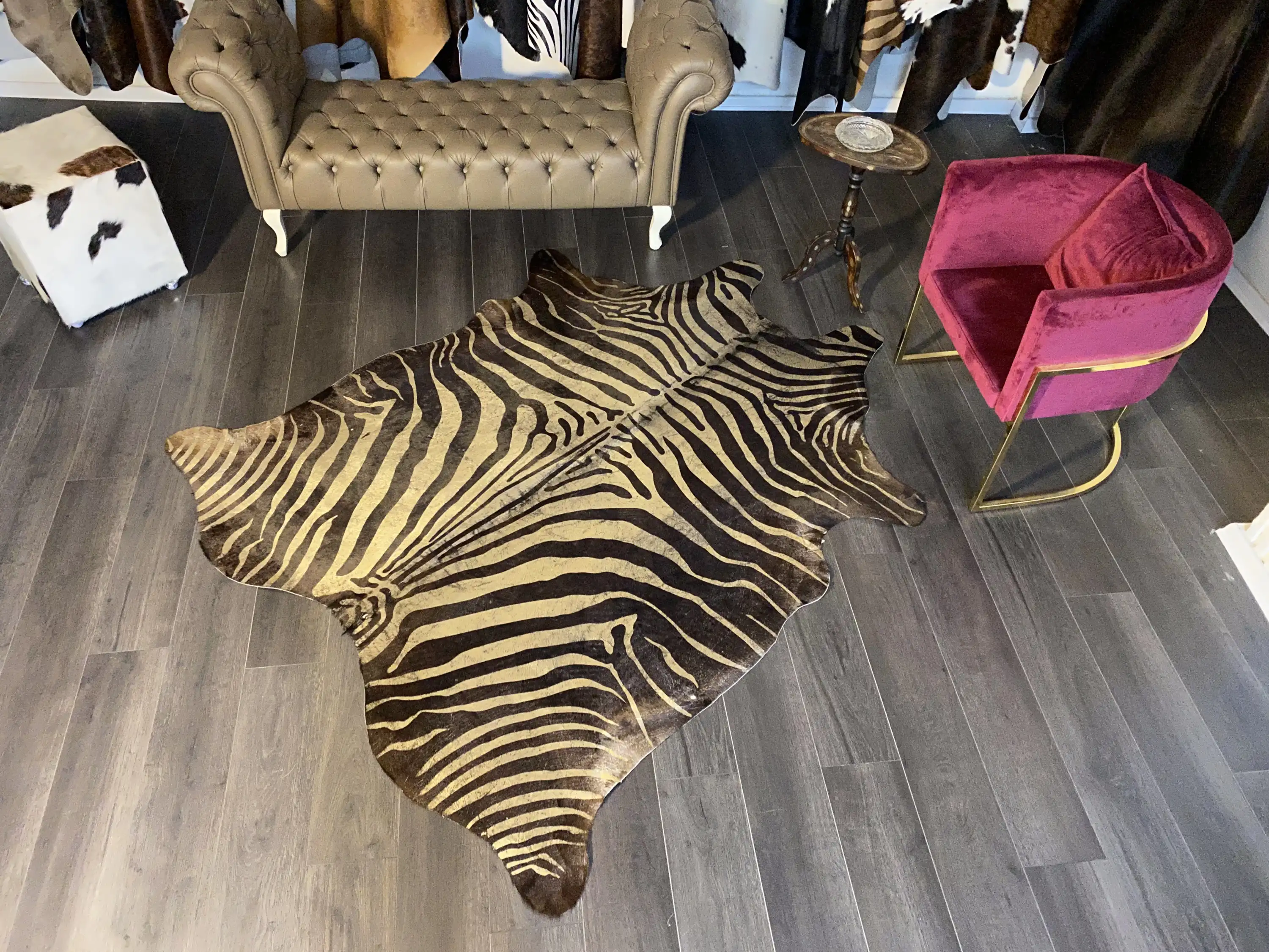 HAKİKİ DERİ DANA POSTU LAZERLİ-VARAKLI 180 x 210 - 1401000022