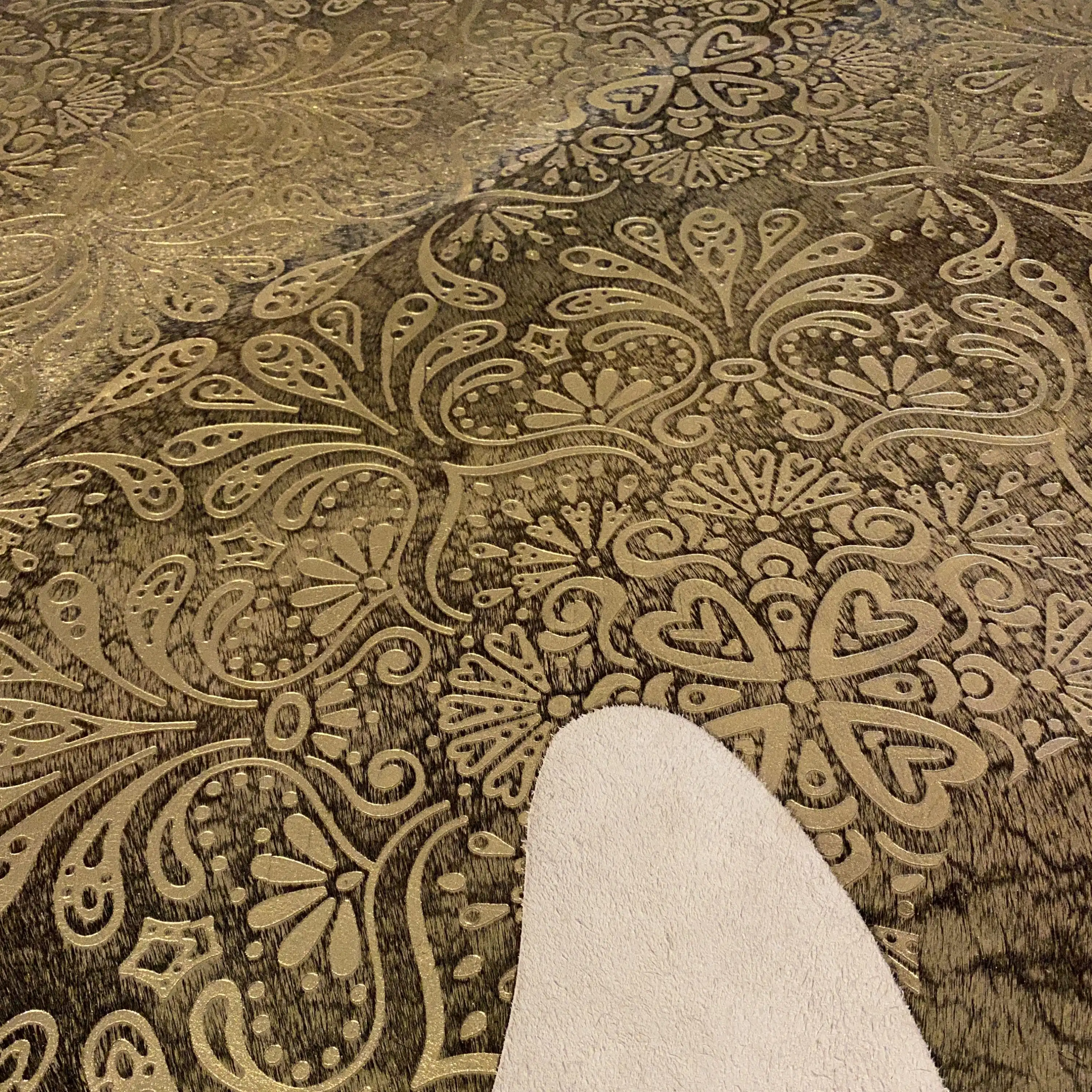 HAKİKİ DERİ DANA POSTU LAZERLİ-VARAKLI 185 x 215 - 1401000036