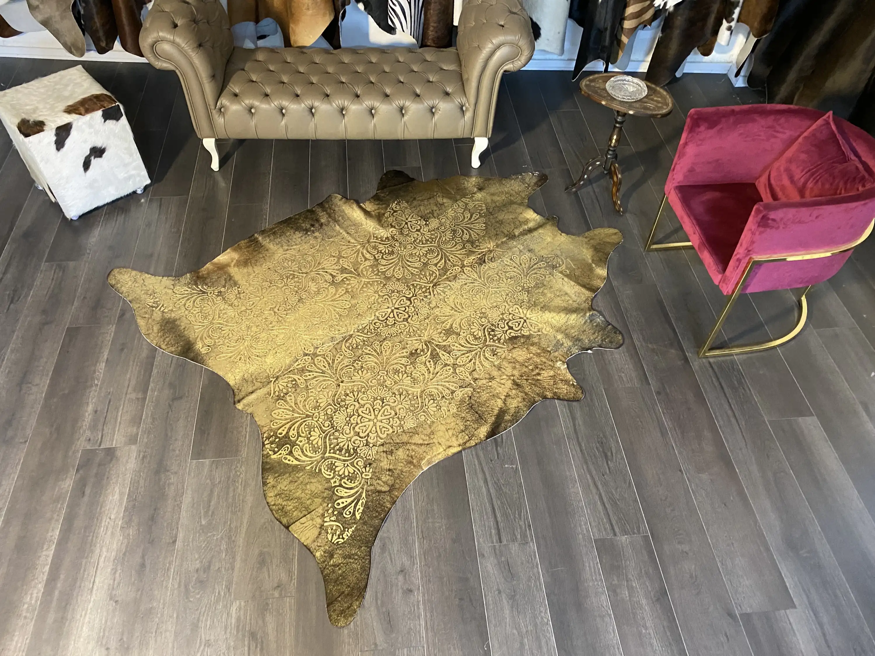 HAKİKİ DERİ DANA POSTU LAZERLİ-VARAKLI 185 x 215 - 1401000036