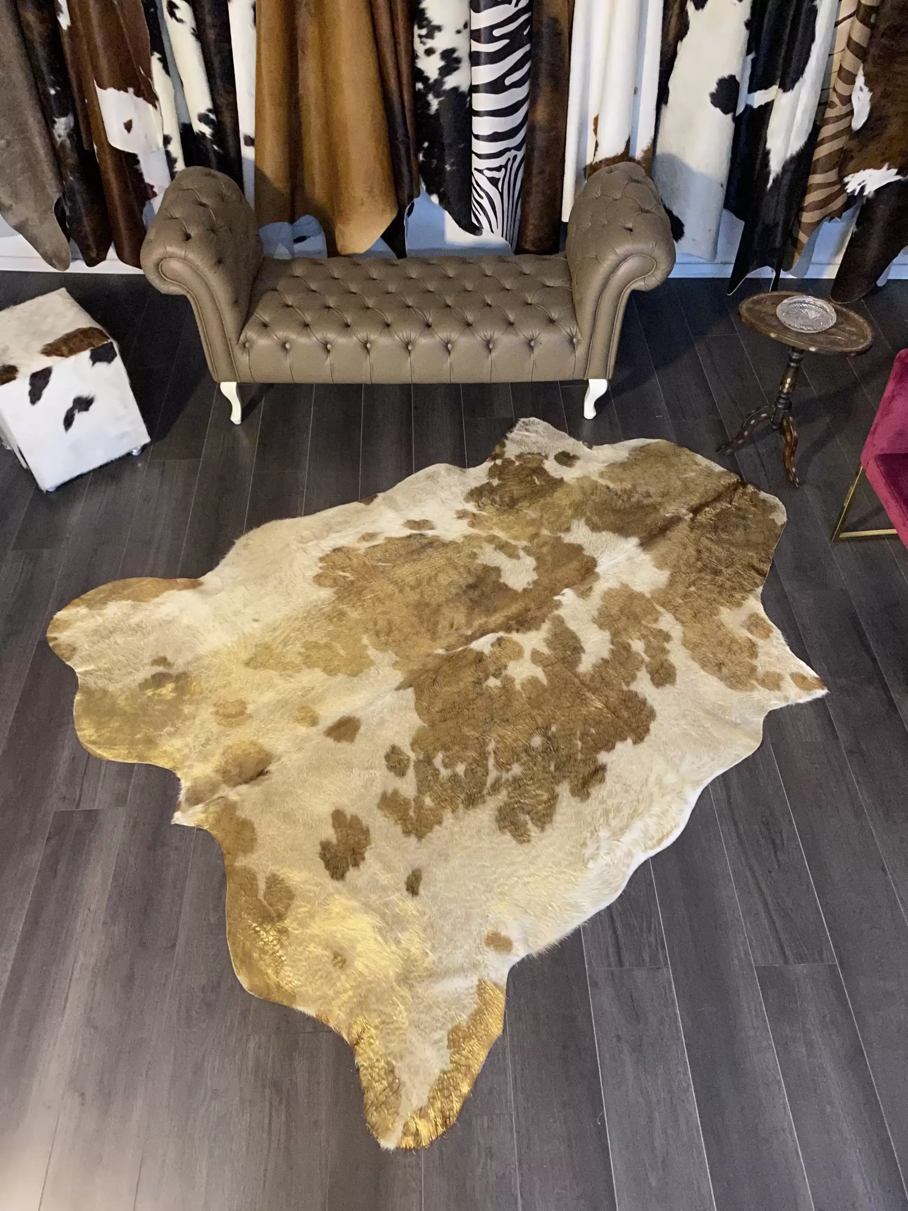 HAKİKİ DERİ DANA POSTU LAZERLİ-VARAKLI 185 x 225 - 1401000016