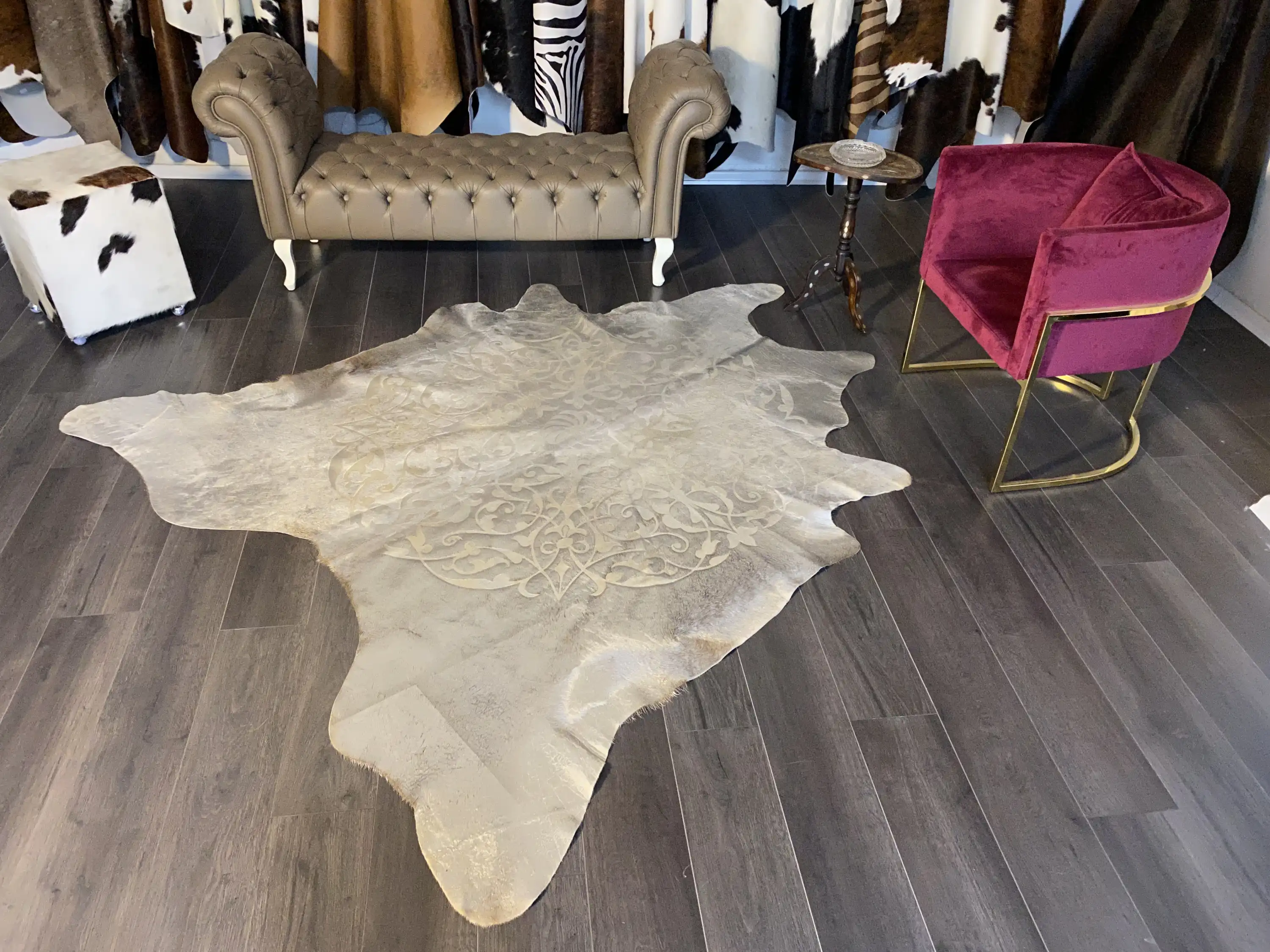 HAKİKİ DERİ DANA POSTU LAZERLİ-VARAKLI 205 x 220 - 1401000029