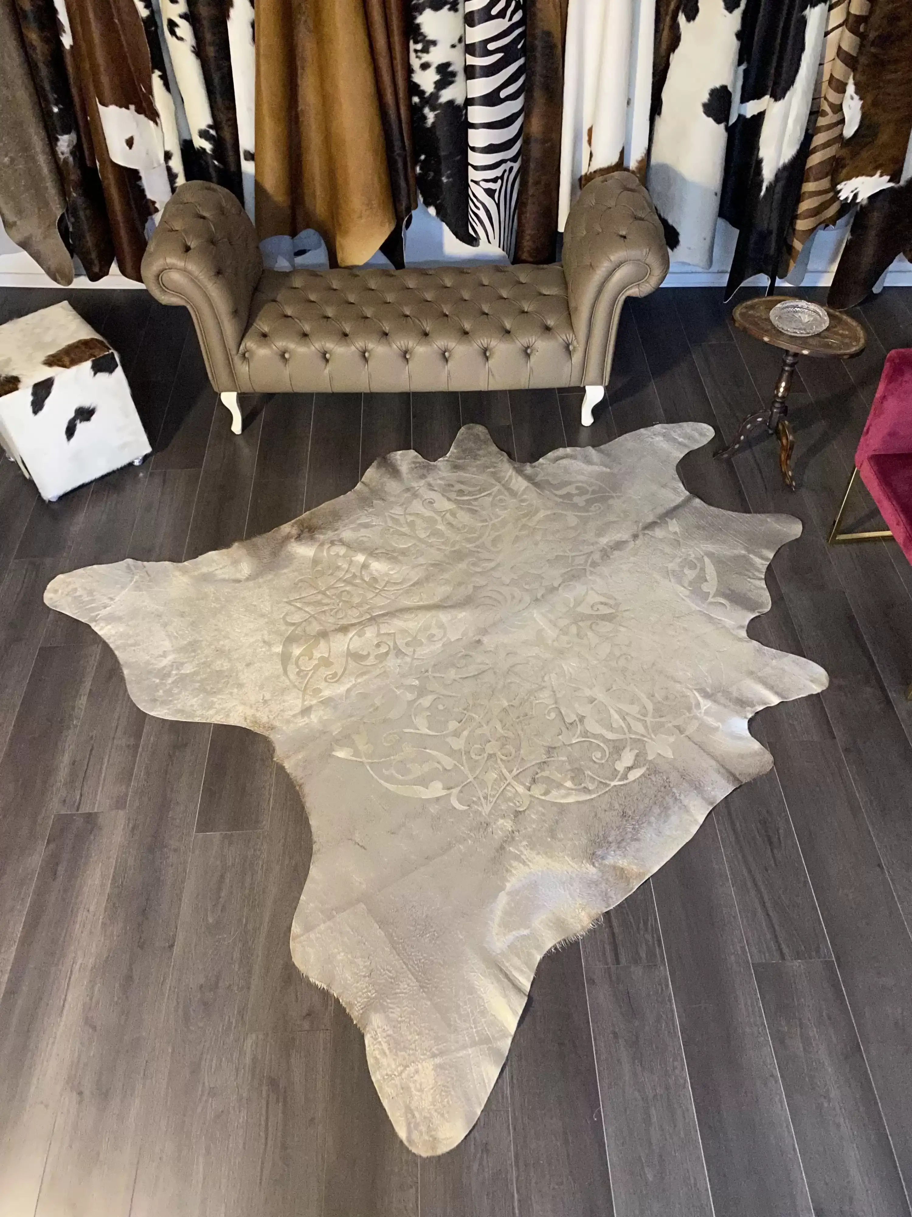 HAKİKİ DERİ DANA POSTU LAZERLİ-VARAKLI 205 x 220 - 1401000029