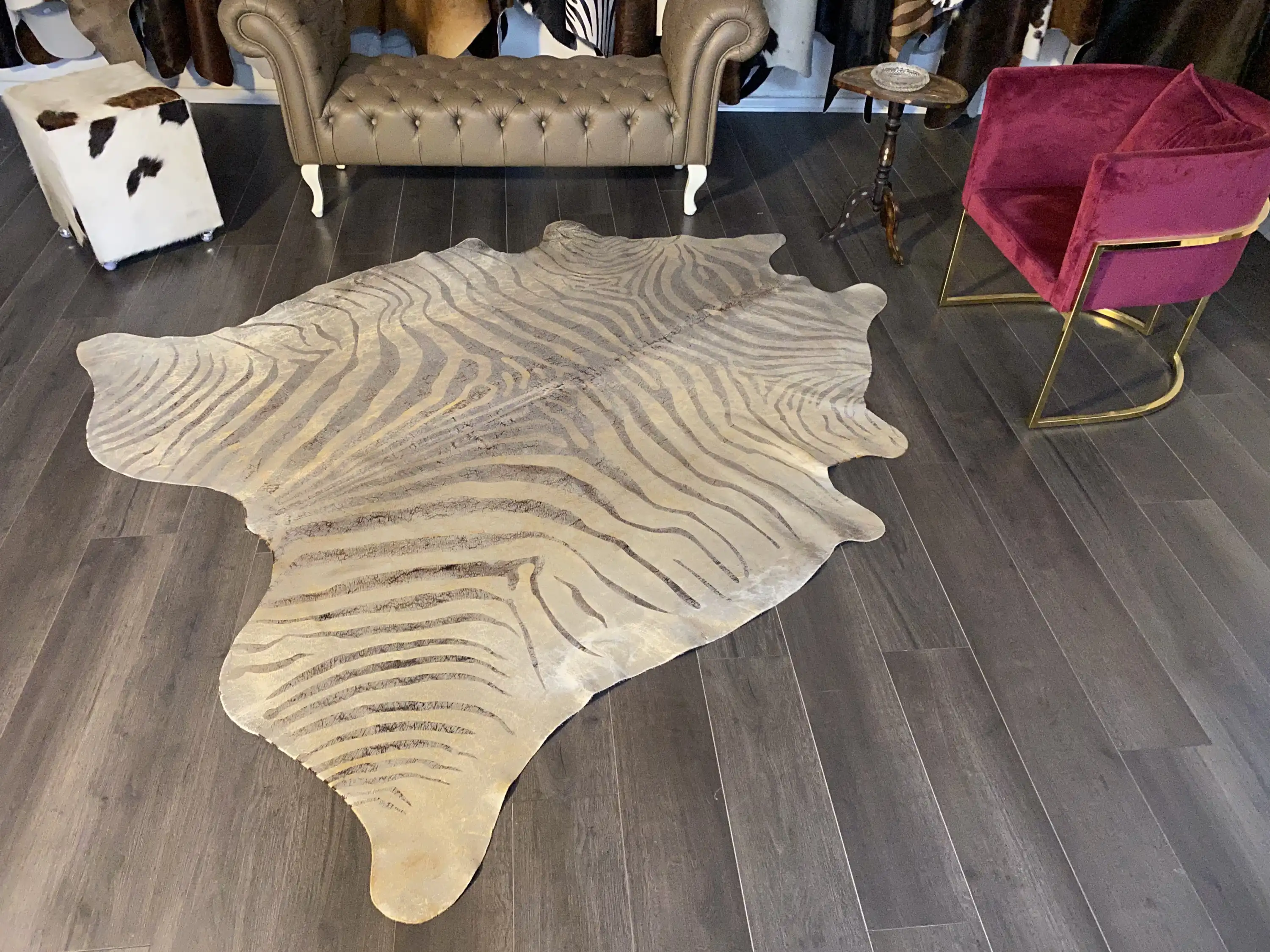 HAKİKİ DERİ DANA POSTU LAZERLİ-VARAKLI 205 x 230 - 1401000020