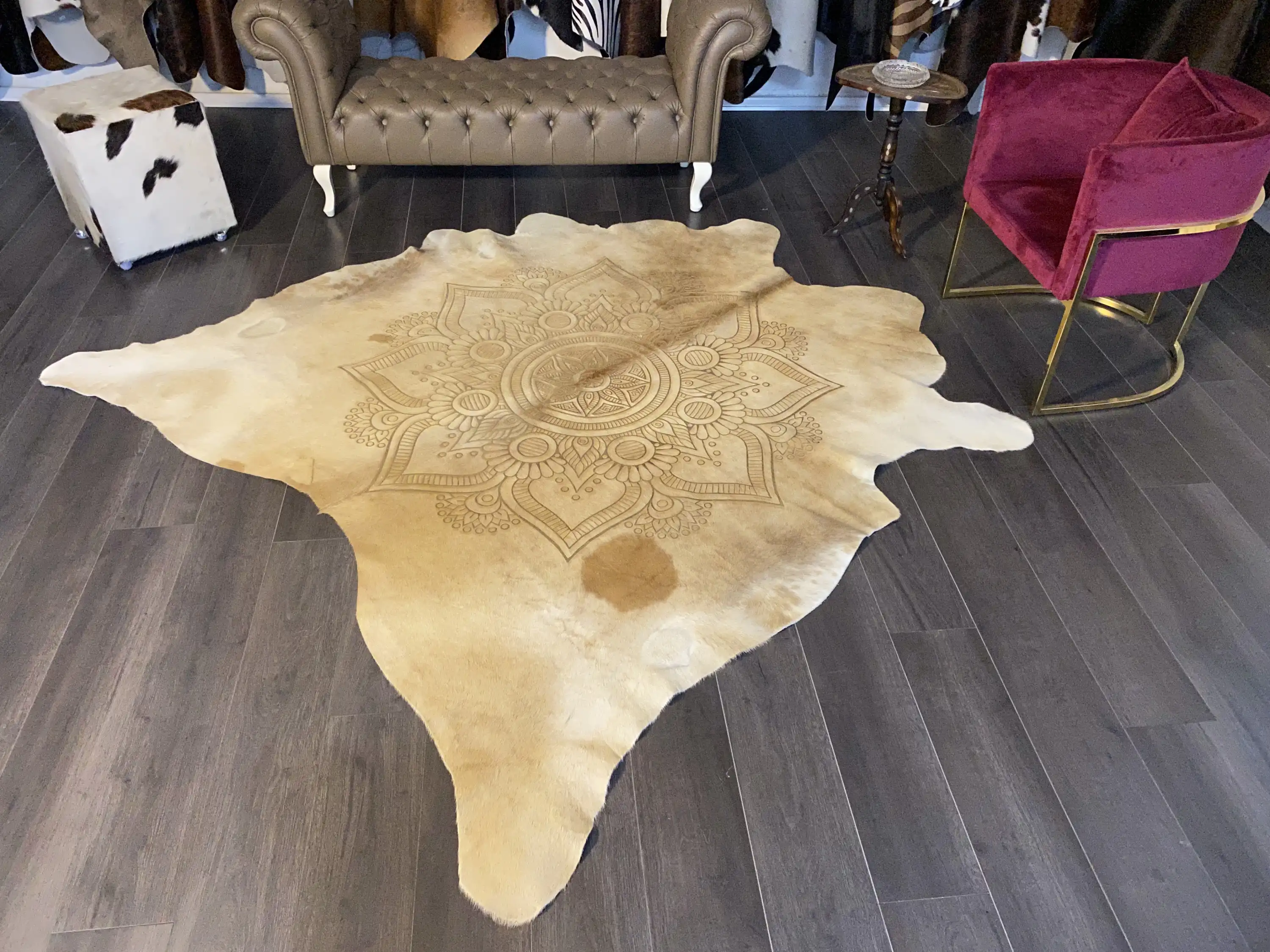 HAKİKİ DERİ DANA POSTU LAZERLİ-VARAKLI 210 x 225 - 1401000026