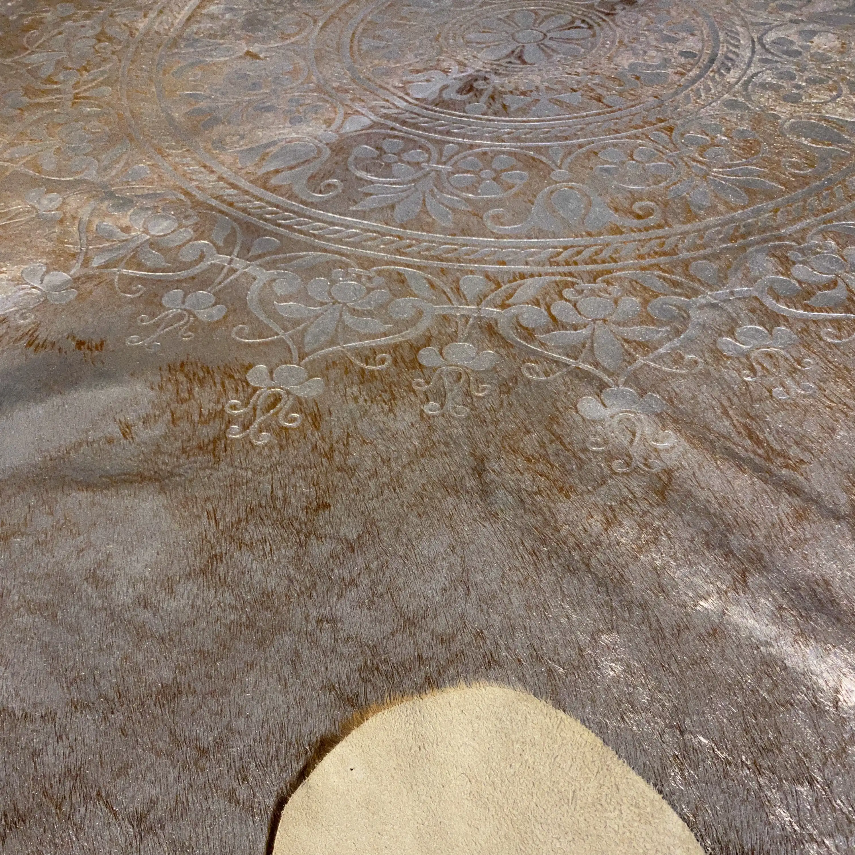 HAKİKİ DERİ DANA POSTU LAZERLİ-VARAKLI 215 x 230 - 1401000038