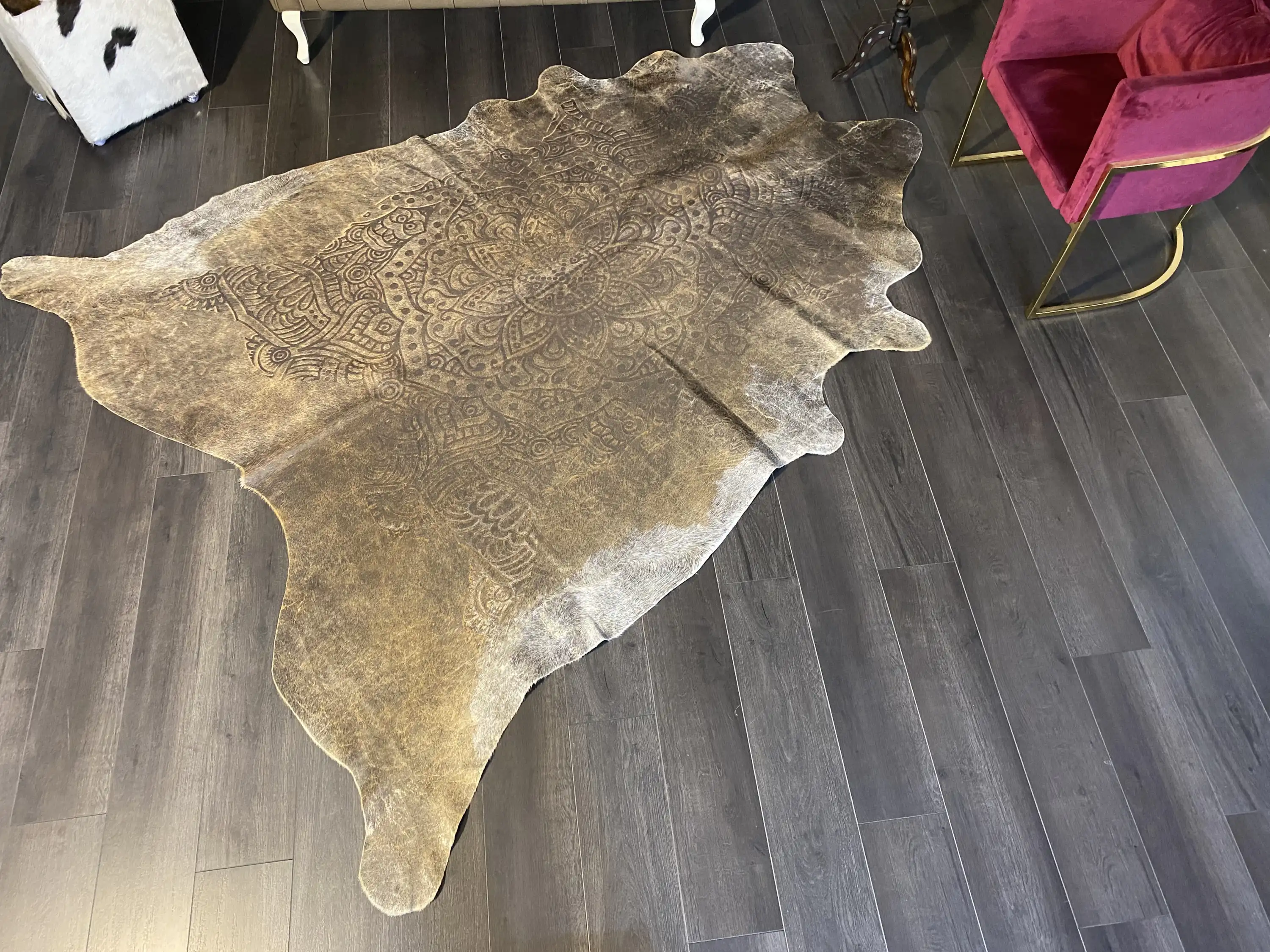 HAKİKİ DERİ DANA POSTU LAZERLİ-VARAKLI 215 x 270 - 1401000006