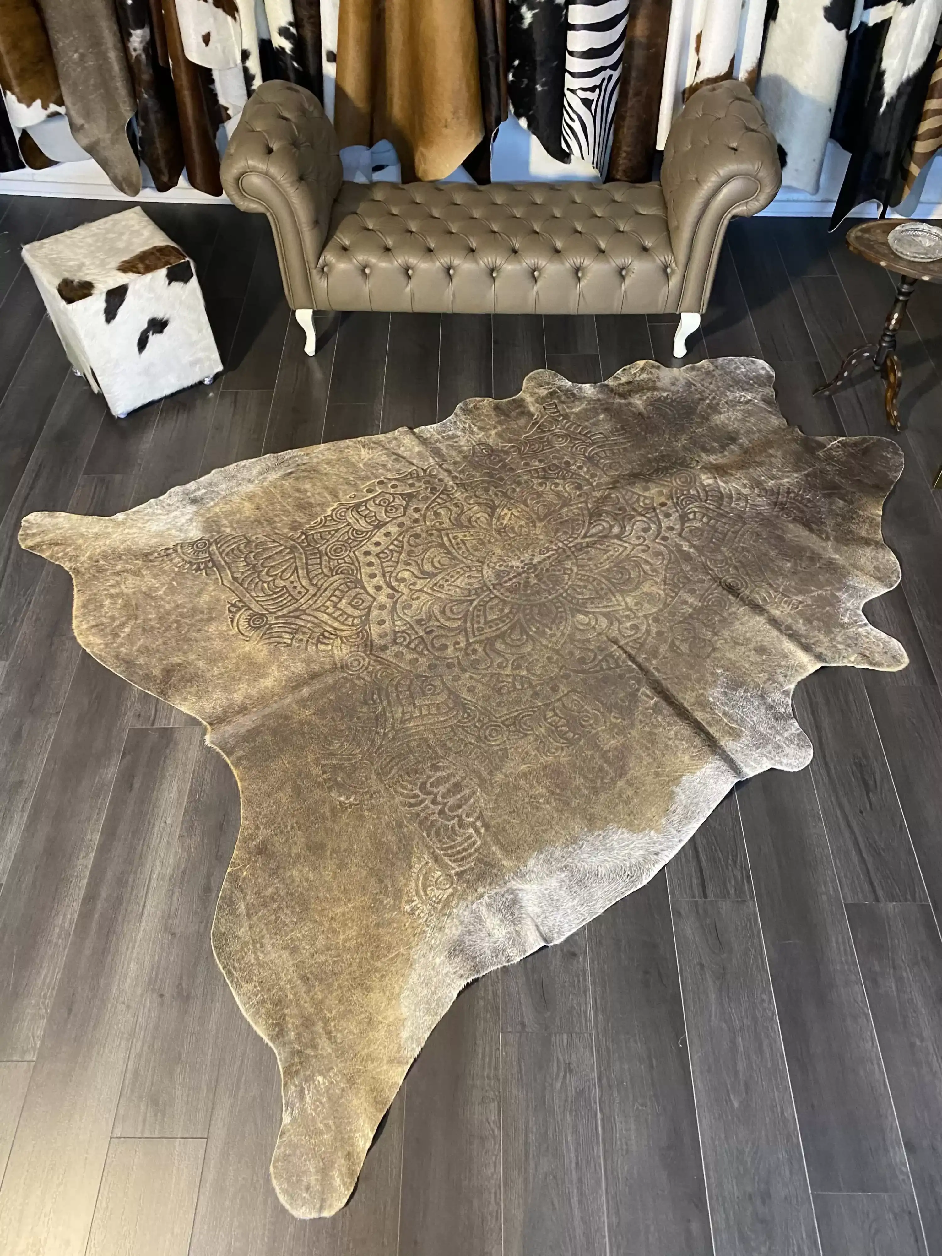 HAKİKİ DERİ DANA POSTU LAZERLİ-VARAKLI 215 x 270 - 1401000006