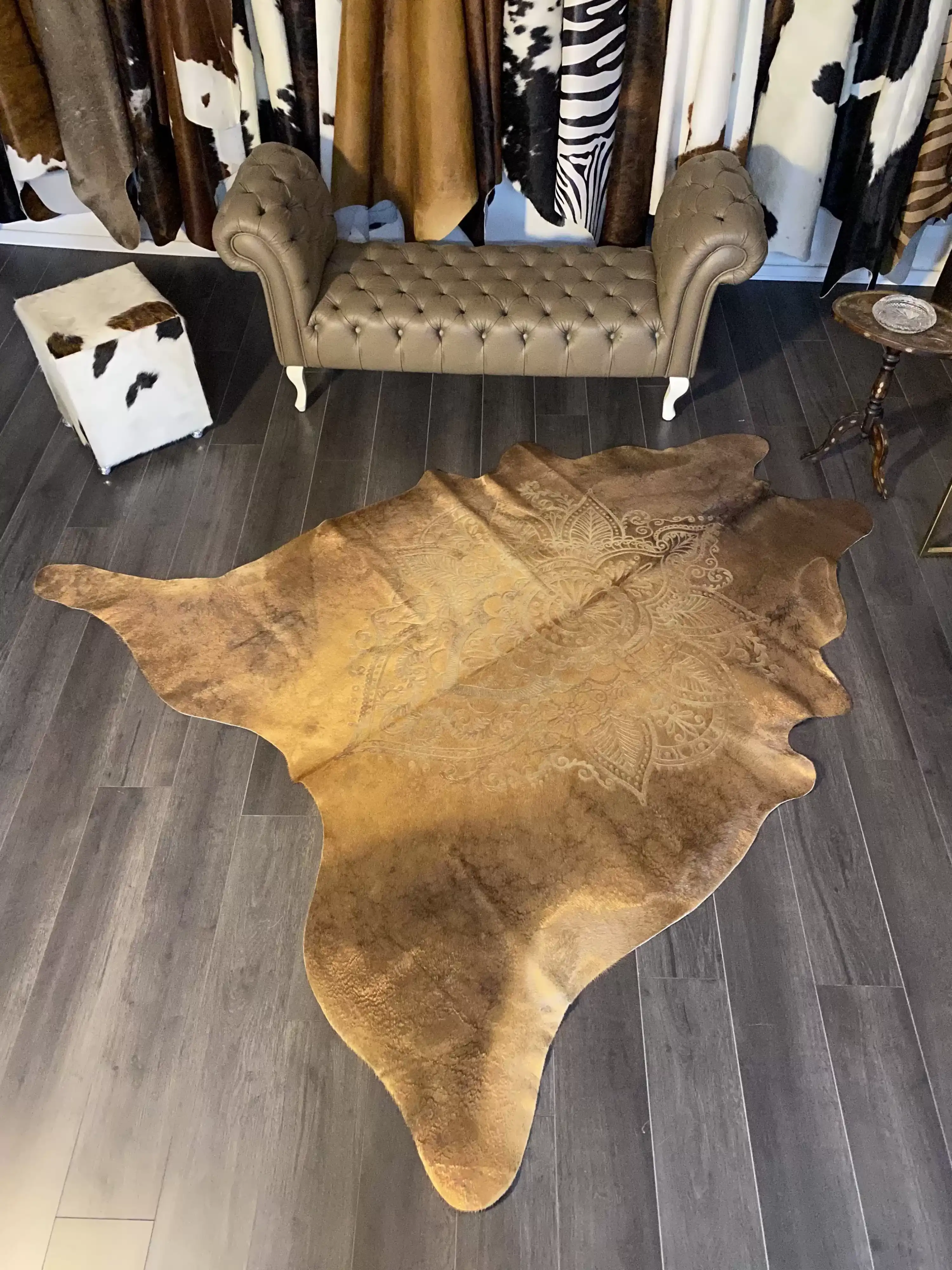 HAKİKİ DERİ DANA POSTU LAZERLİ-VARAKLI 220 x 230 - 1401000045