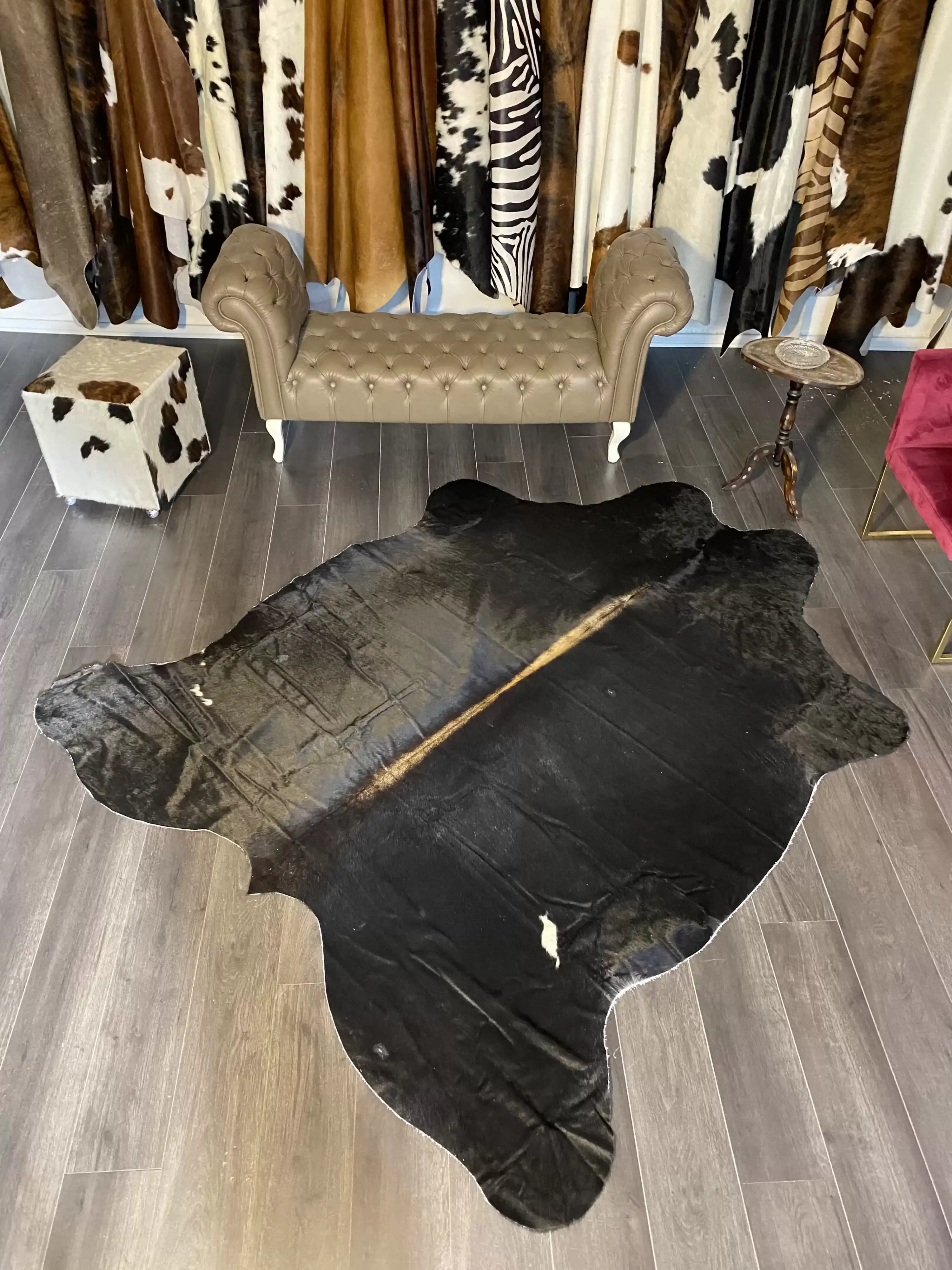 HAKİKİ DERİ DANA POSTU SİYAH 205 x 240 - 0101000015