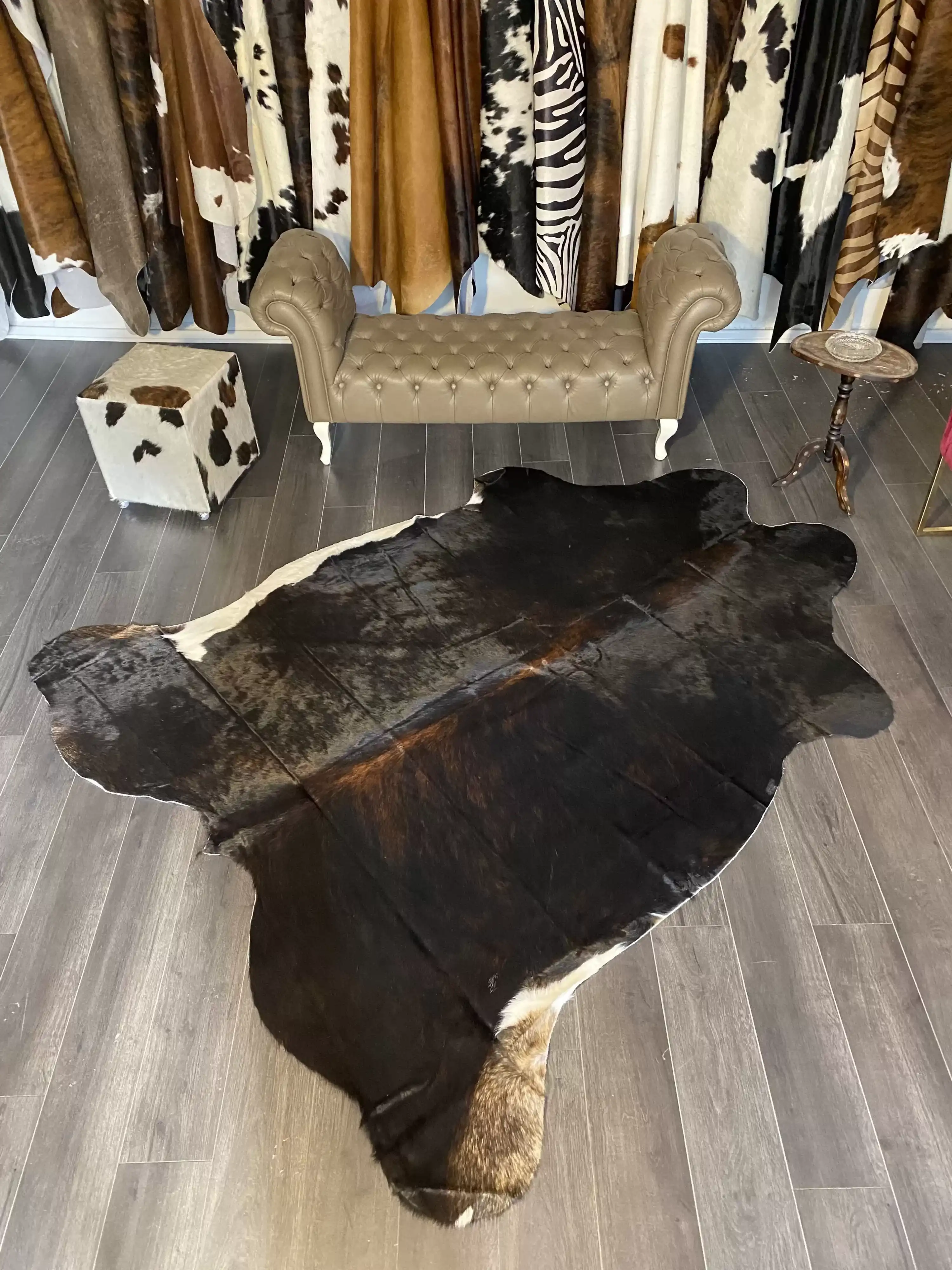 HAKİKİ DERİ DANA POSTU SİYAH 215 x 255 - 0101000017